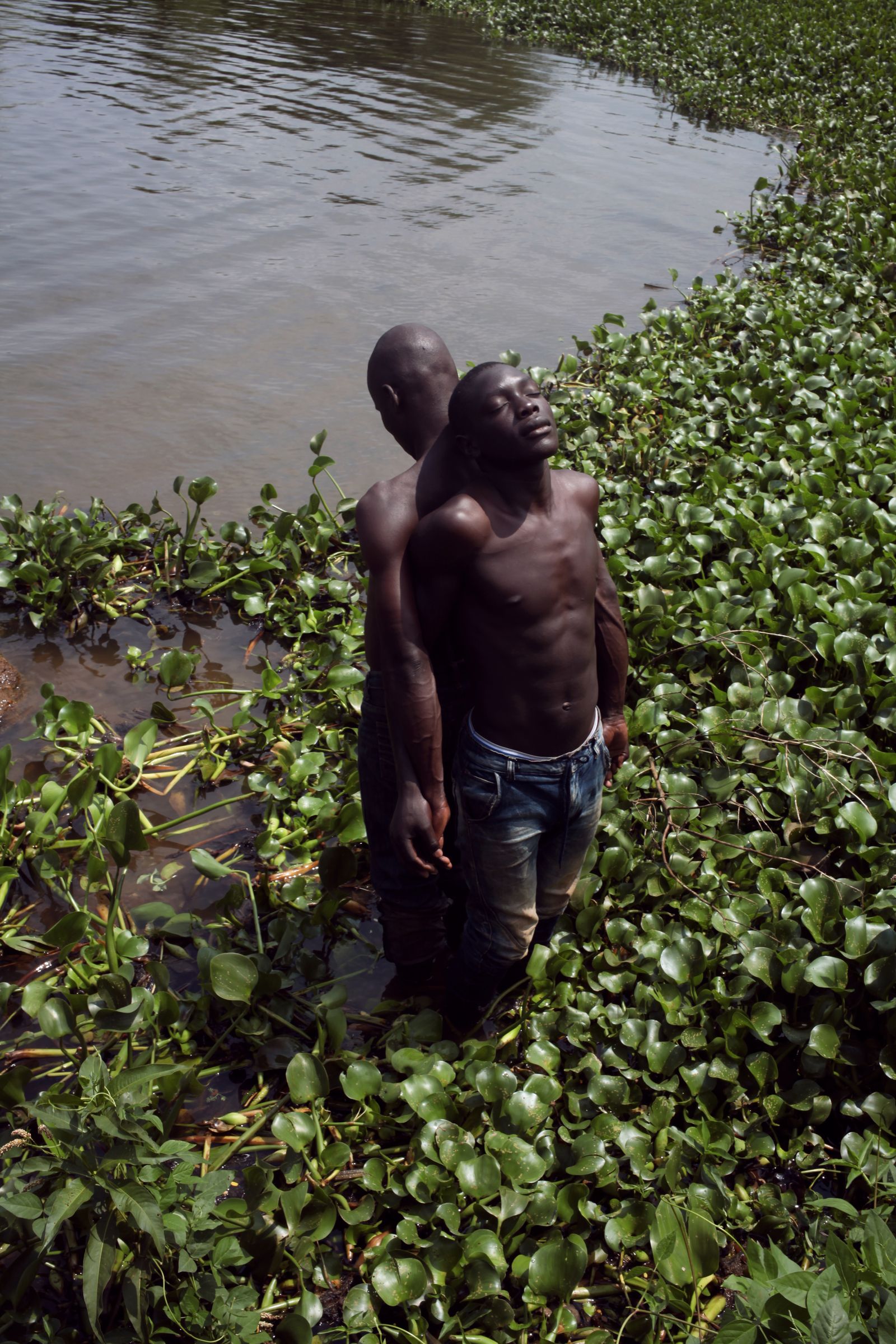 © Denisse Ariana Pérez - Image from the "Men and Water" photography project