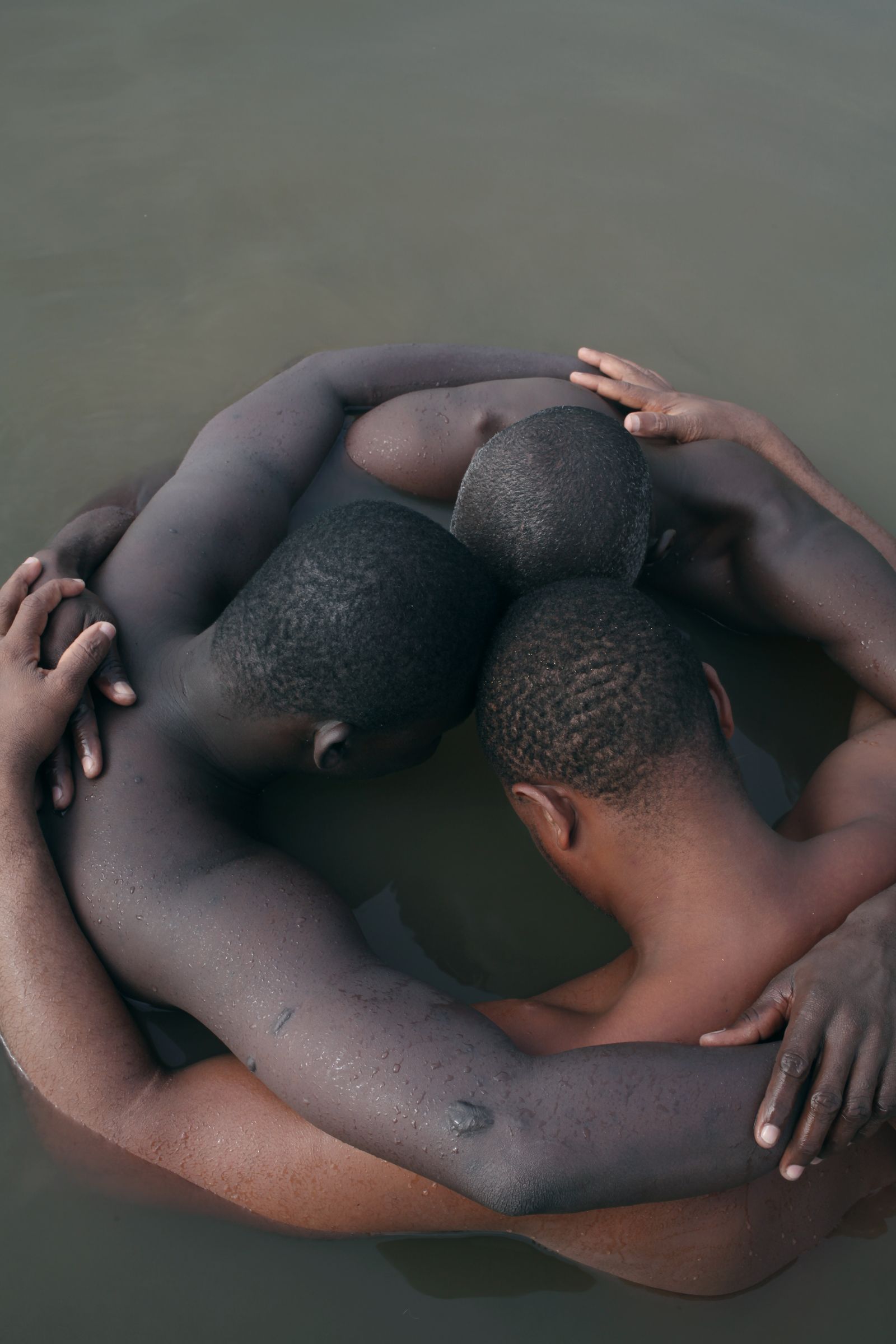 © Denisse Ariana Pérez - Image from the "Men and Water" photography project