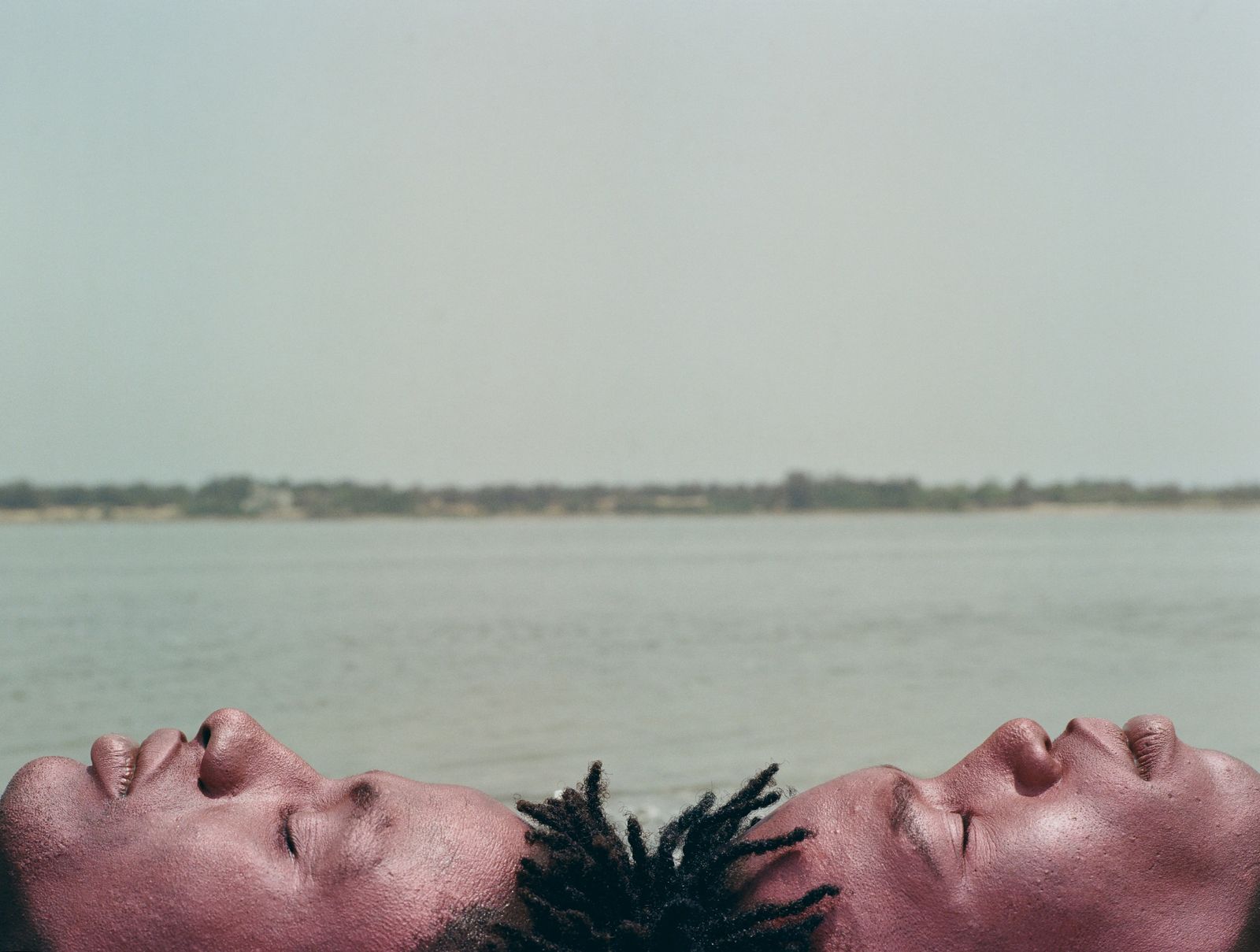 © Denisse Ariana Pérez - Image from the Rose photography project