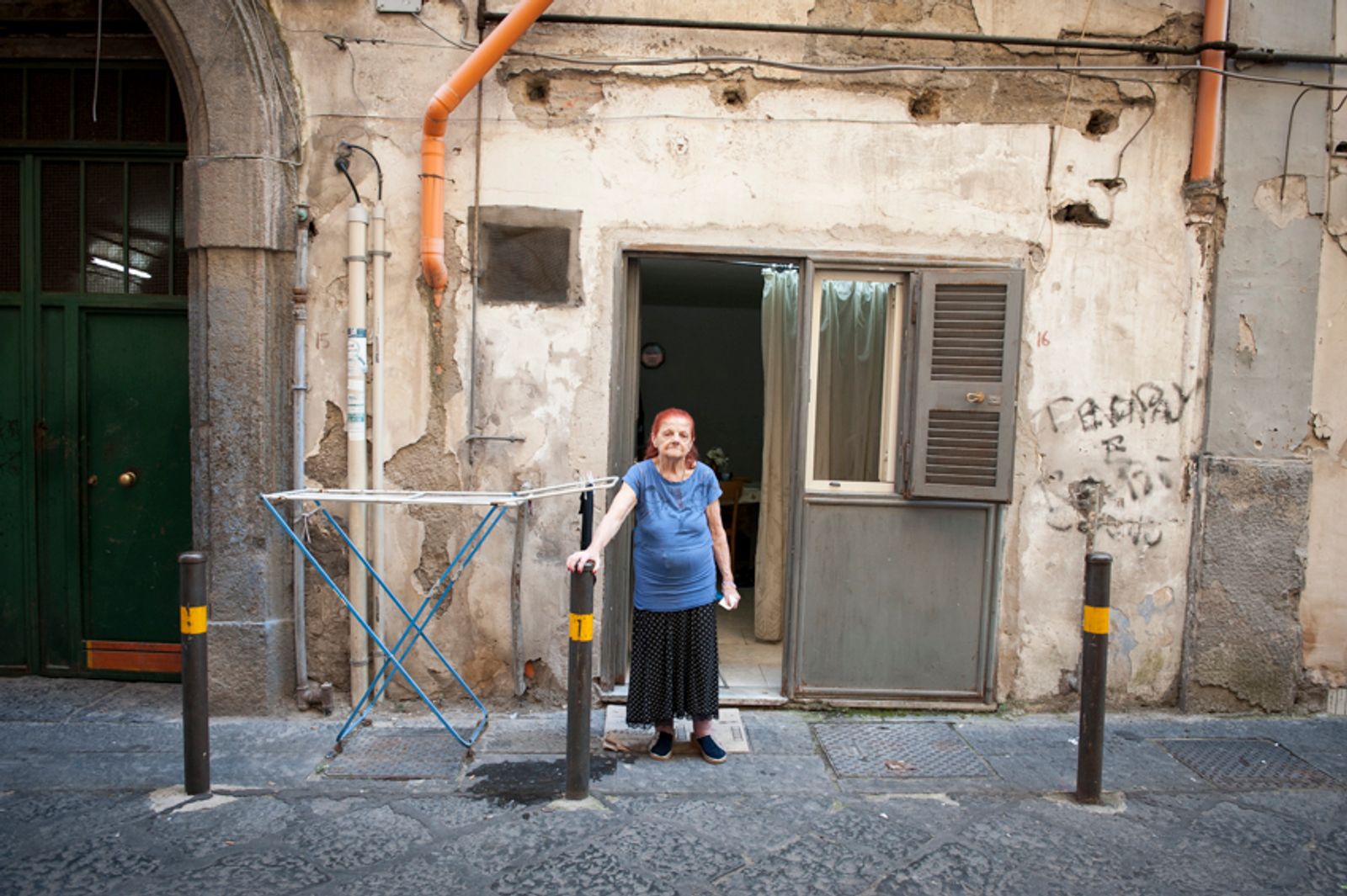 © Emanuela Colombo - Image from the quartieri spagnoli - napoli photography project