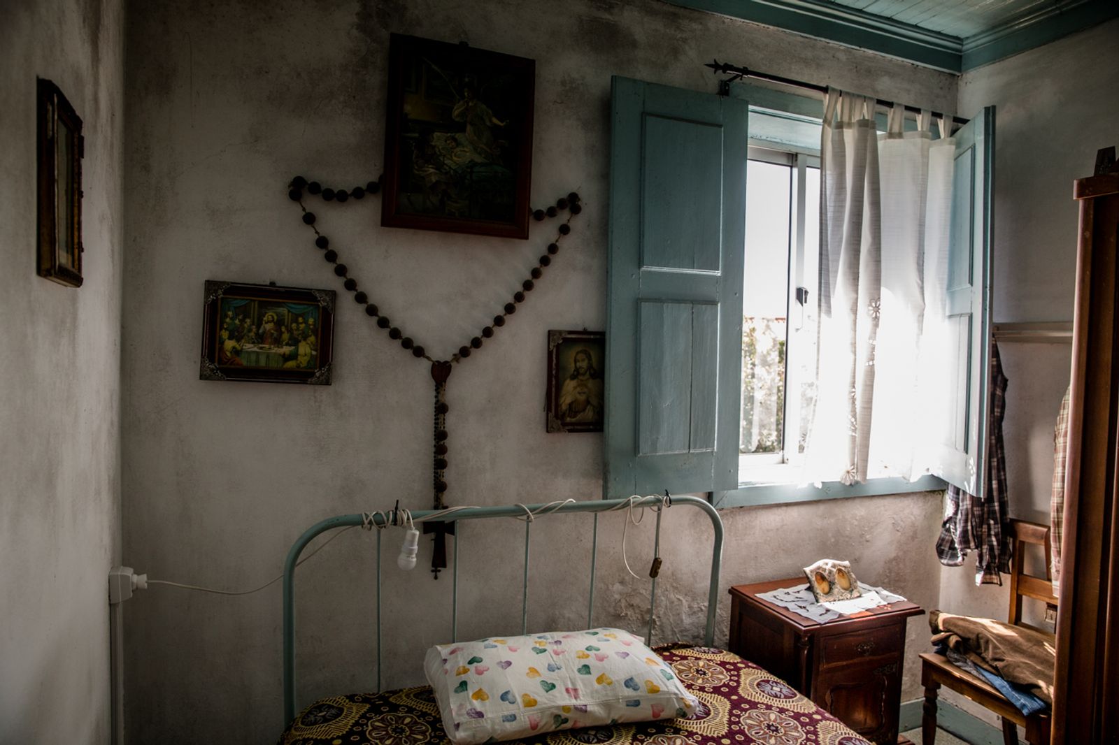 © Leticia Valverdes - Image from the Dear Ana -Postcards FOR my grandmother photography project