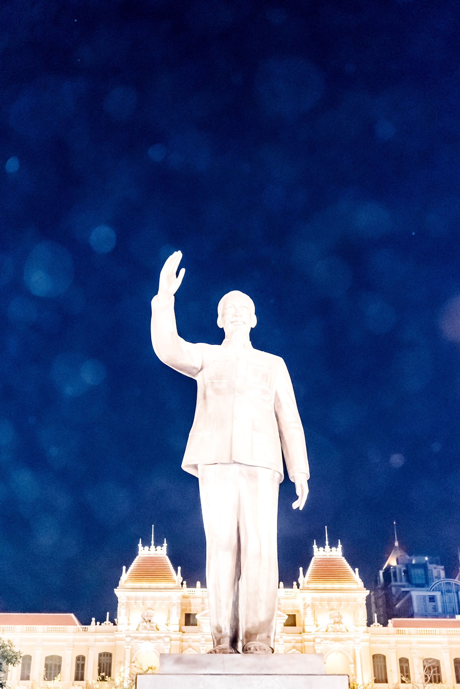 © Simone Sapienza - The statue of Ho Chi Minh, in the city with his same name, HCMC.