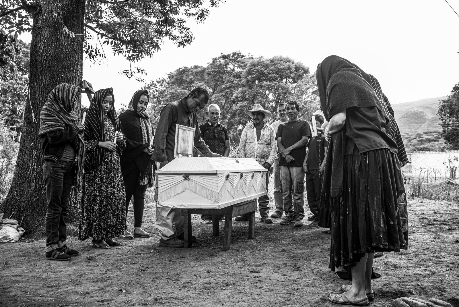 © Eduardo Moreno - At the end of the rough road, I recalled the dead remain lonely and sad