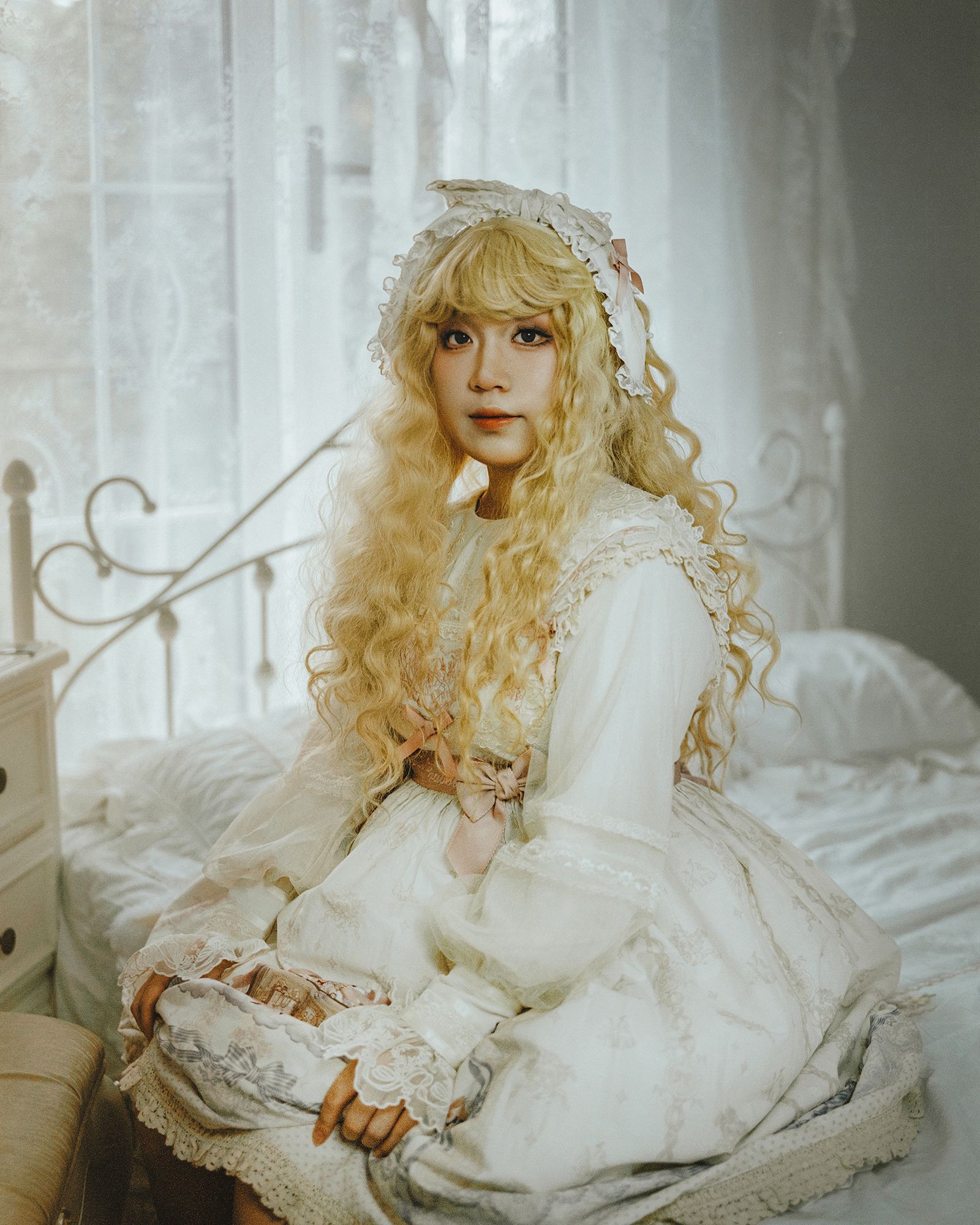 © Tianhu Yuan - Image from the Lolita Dreams photography project