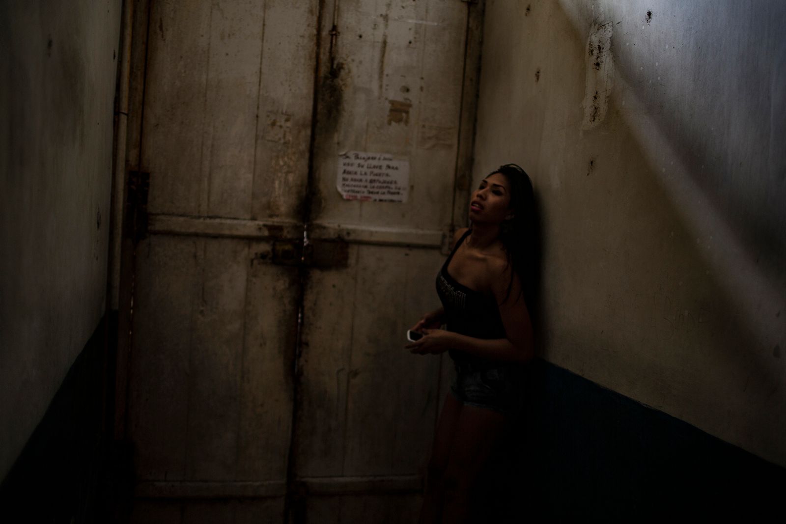 © Alejandro Olivares - Image from the THE RUDIMENTS OF PARADISE photography project