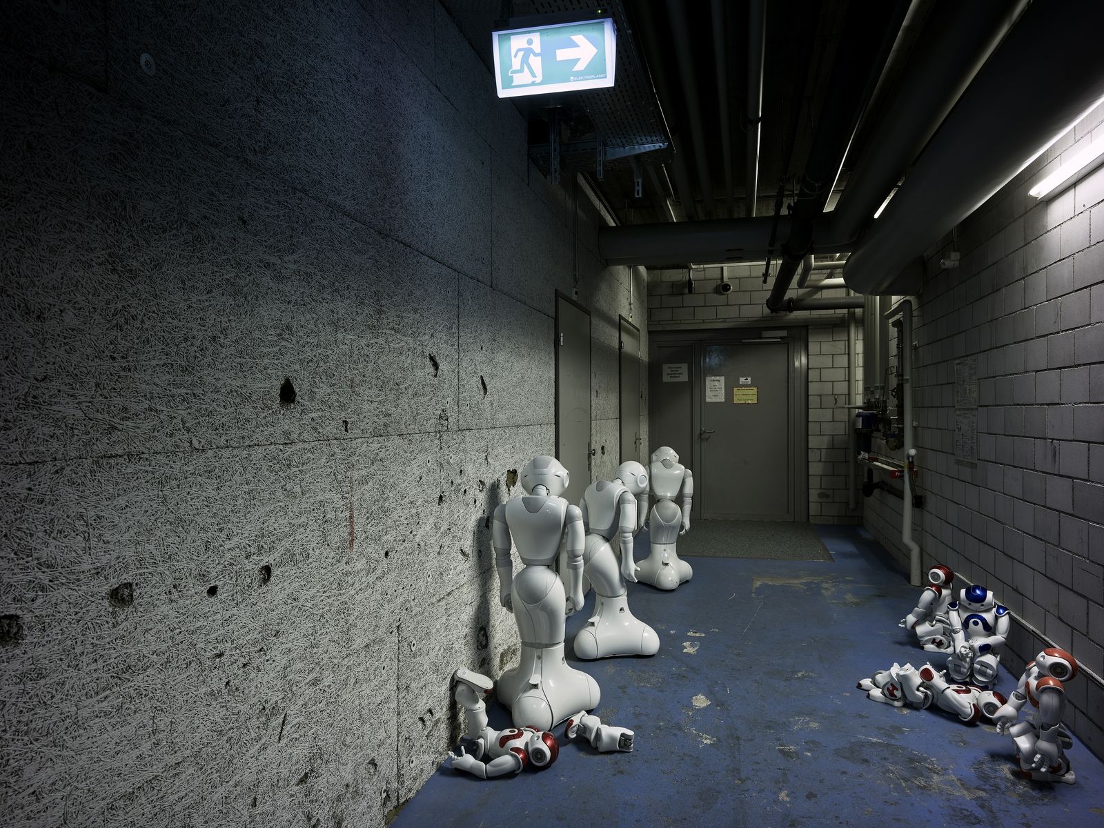 © Kostas Maros - broken robots at the avatarion technology center.