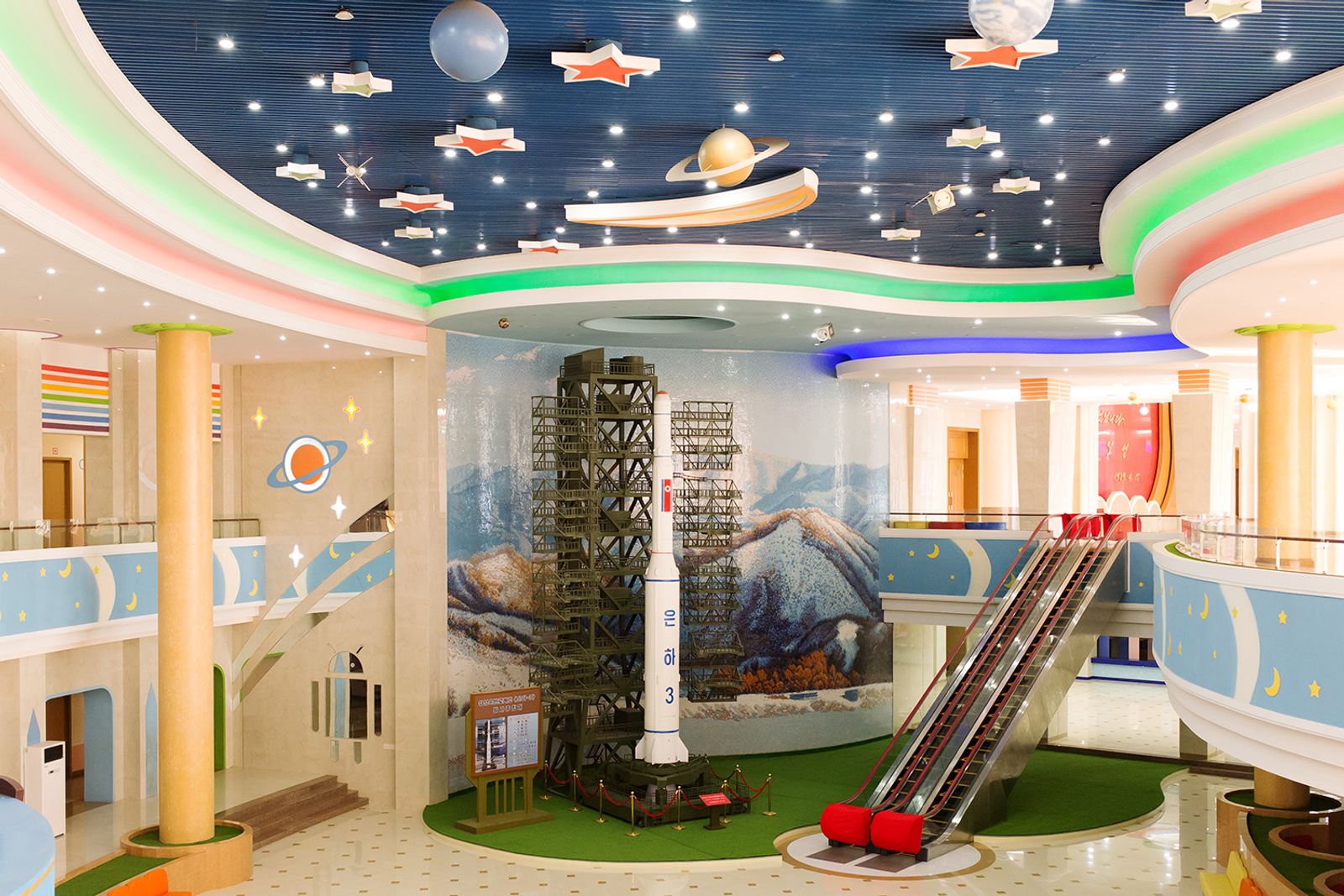 © Filippo Venturi - Image from the Korean Dream photography project