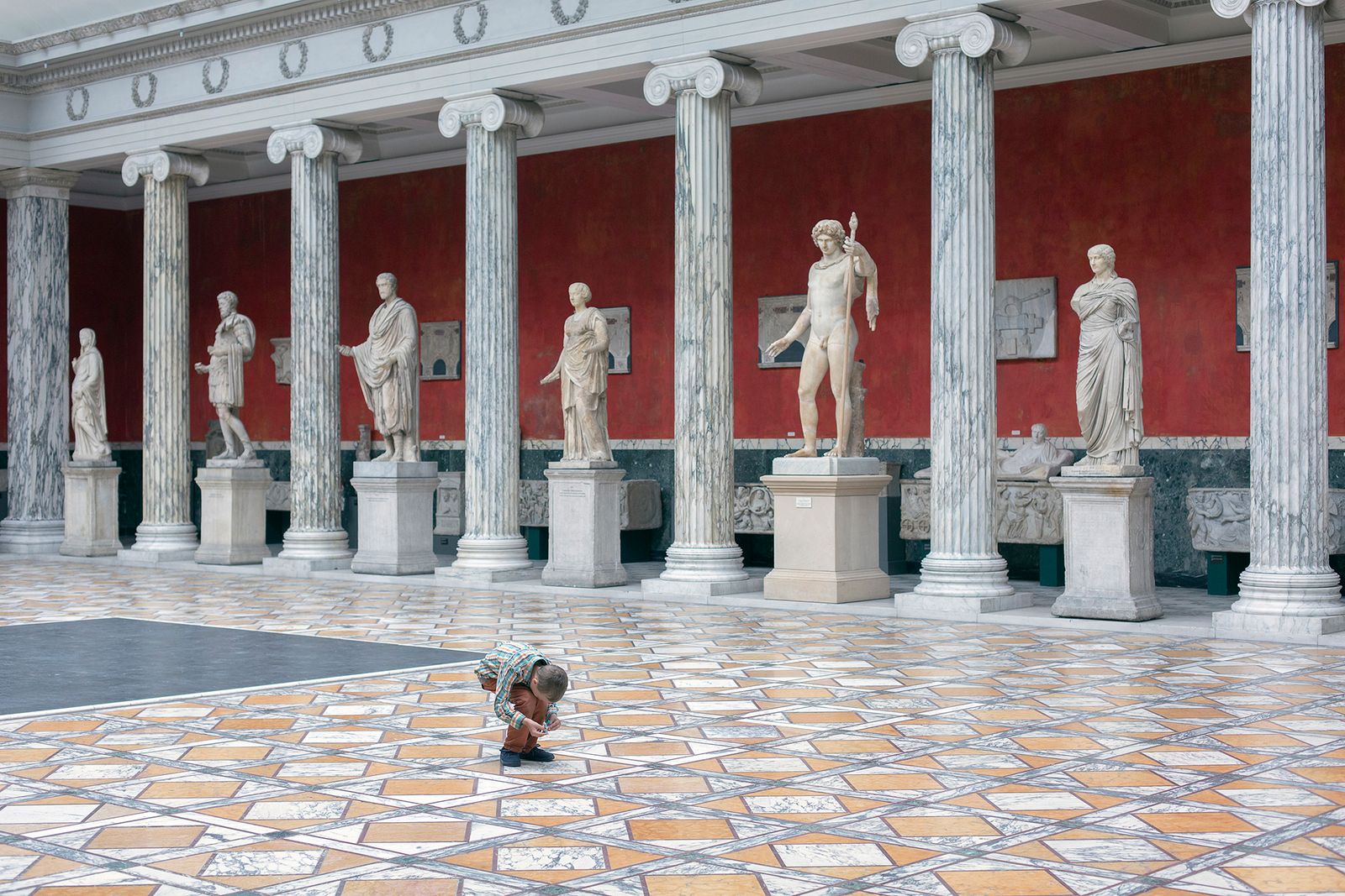 © Filippo Venturi - Image from the Sword of Damocles photography project