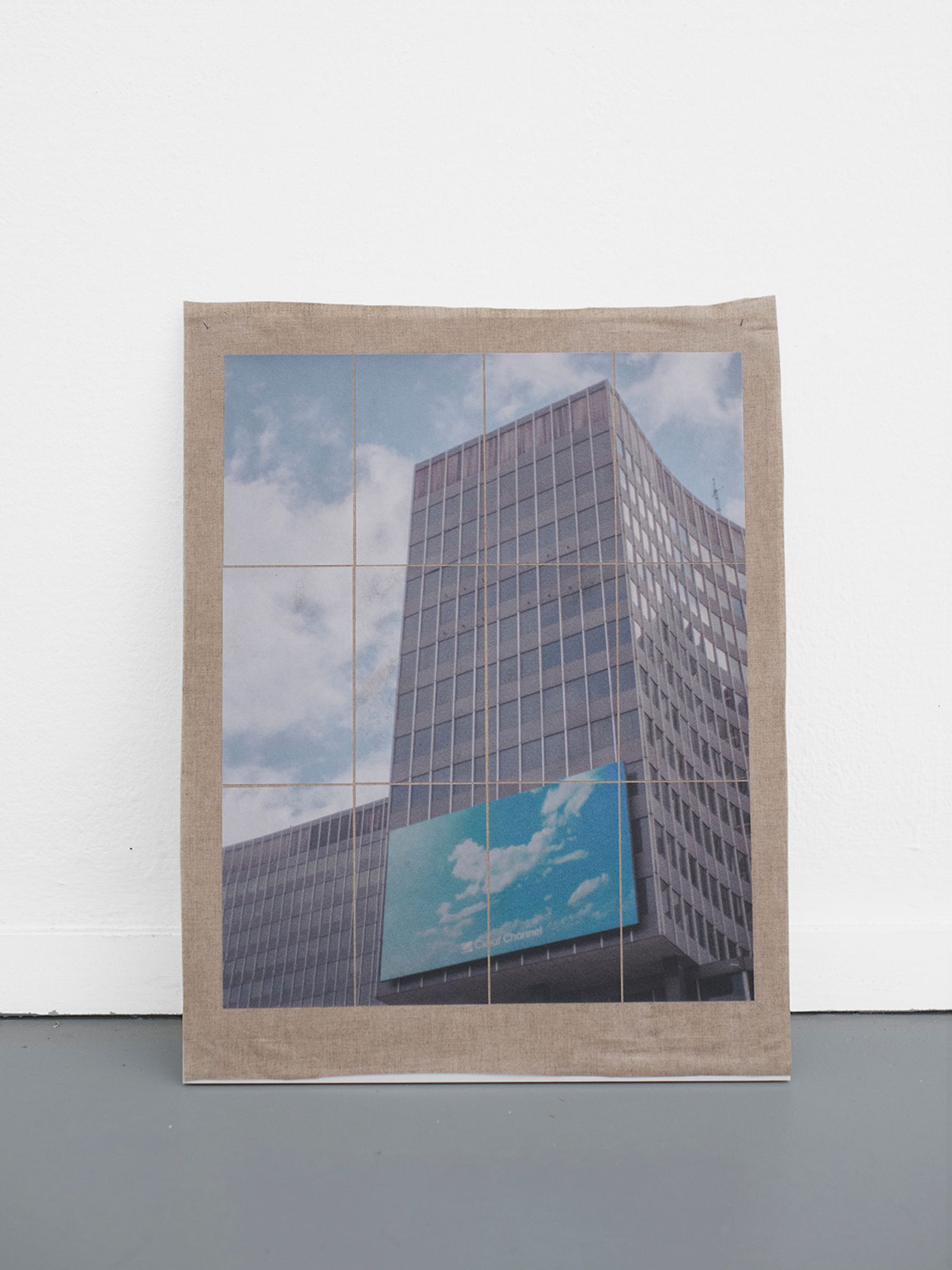 © Esther Hovers - Structures, Clouds, 2019 58 x 46 cm / 22.8 x 18.1 in. Inkjet prints on Tosa Shi – 54 gsm, fixed on linen.