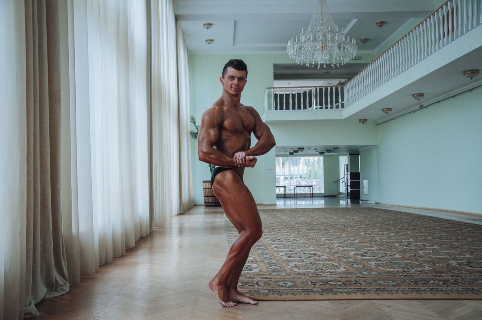 © Anton Polyakov - A contestant at the Open Bodybuilding Championship in Tiraspol.