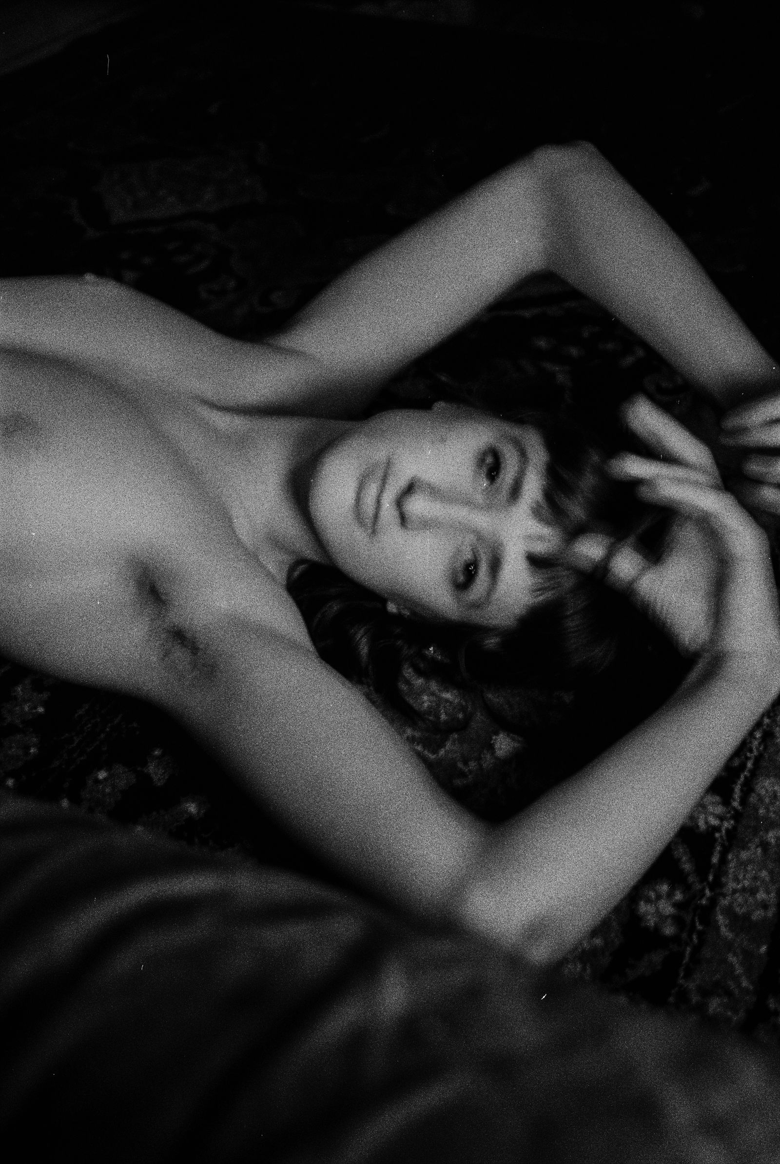 © Jonathan Cuadros - Image from the Saudade (As flowers close up in the night) photography project