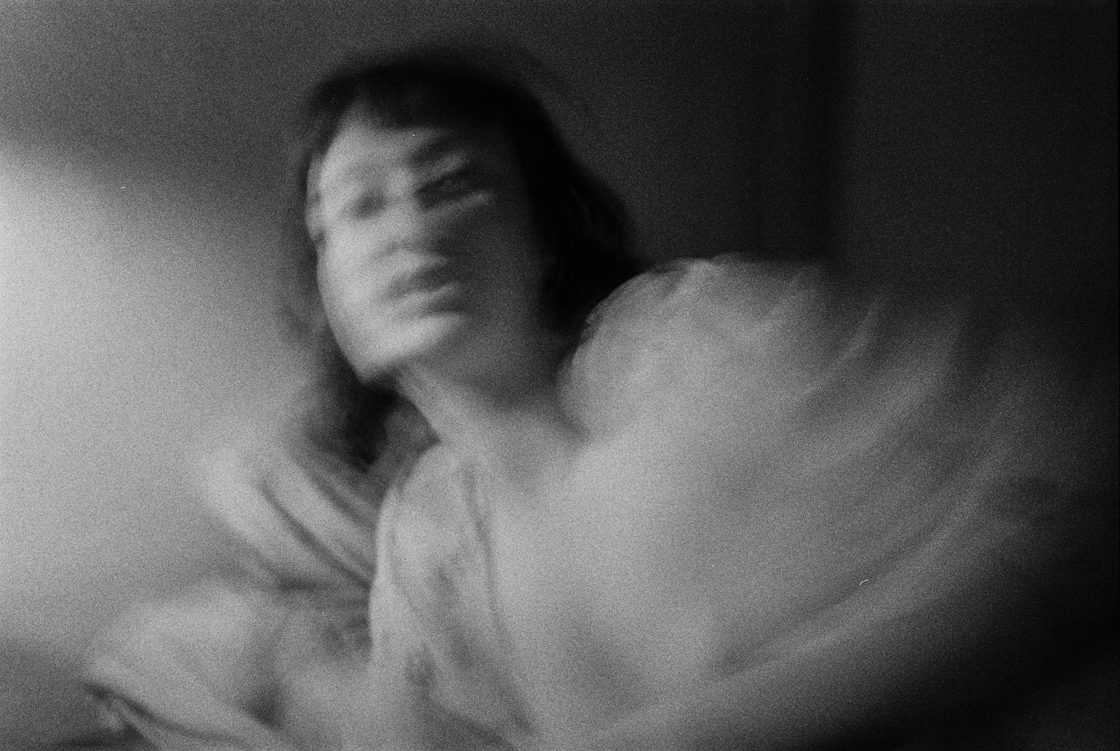 © Jonathan Cuadros - Image from the Saudade (As flowers close up in the night) photography project