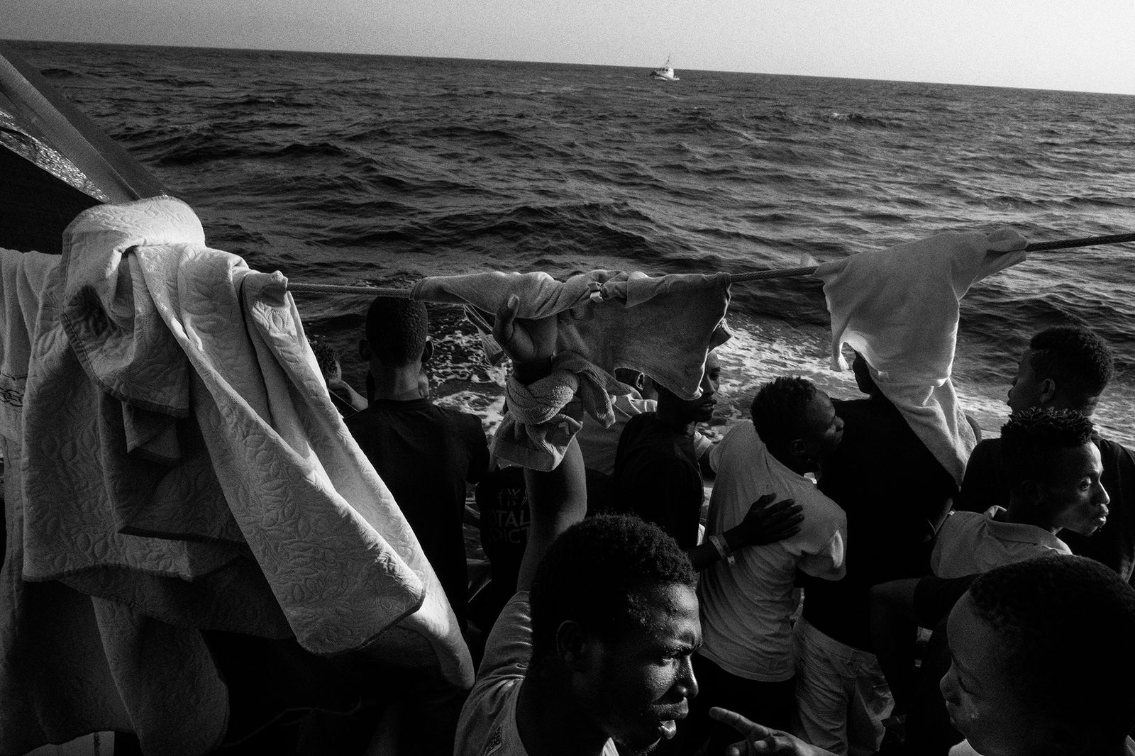 © Francesco Bellina - Rescued men on board of the ship Mare Jonio.