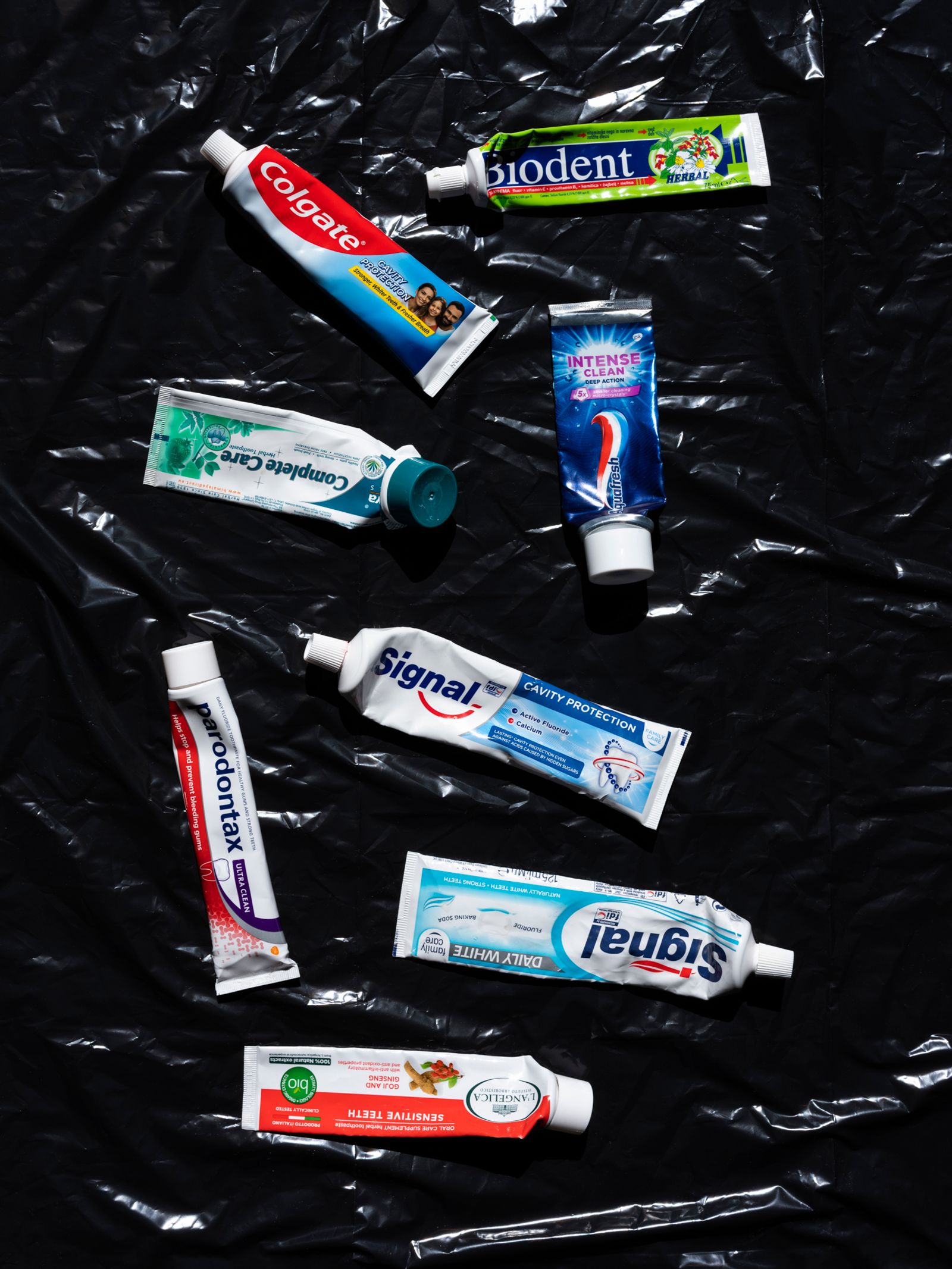 © Lucija Rosc - All Toothpastes (2022)