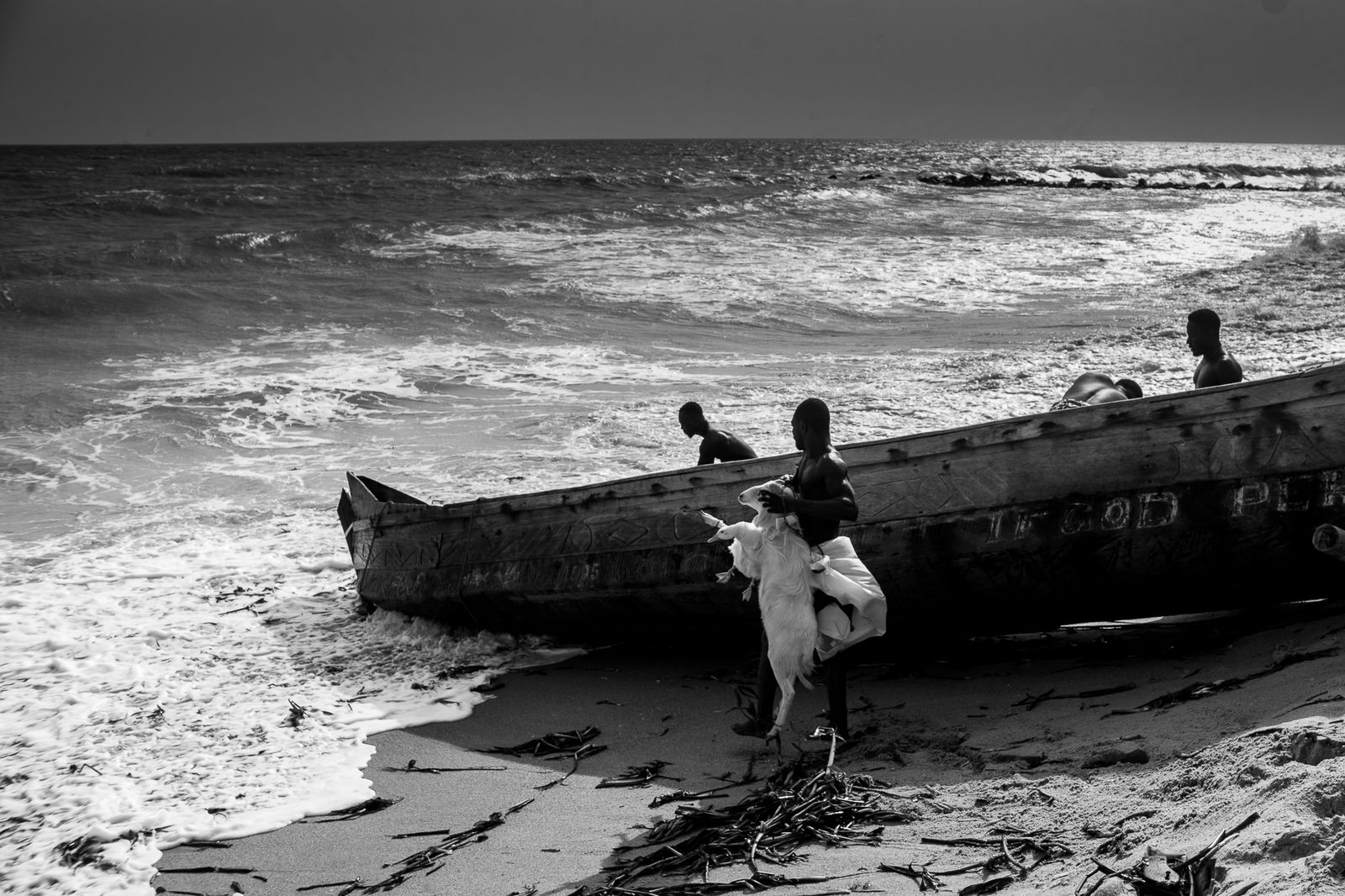 © Ofoe Amegavie - Image from the Between Sand and Water photography project