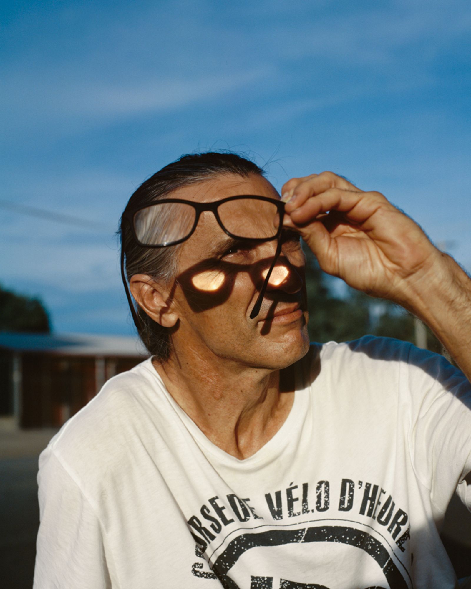 © Teva Cosic - Image from the The Birdsong is Deafening photography project