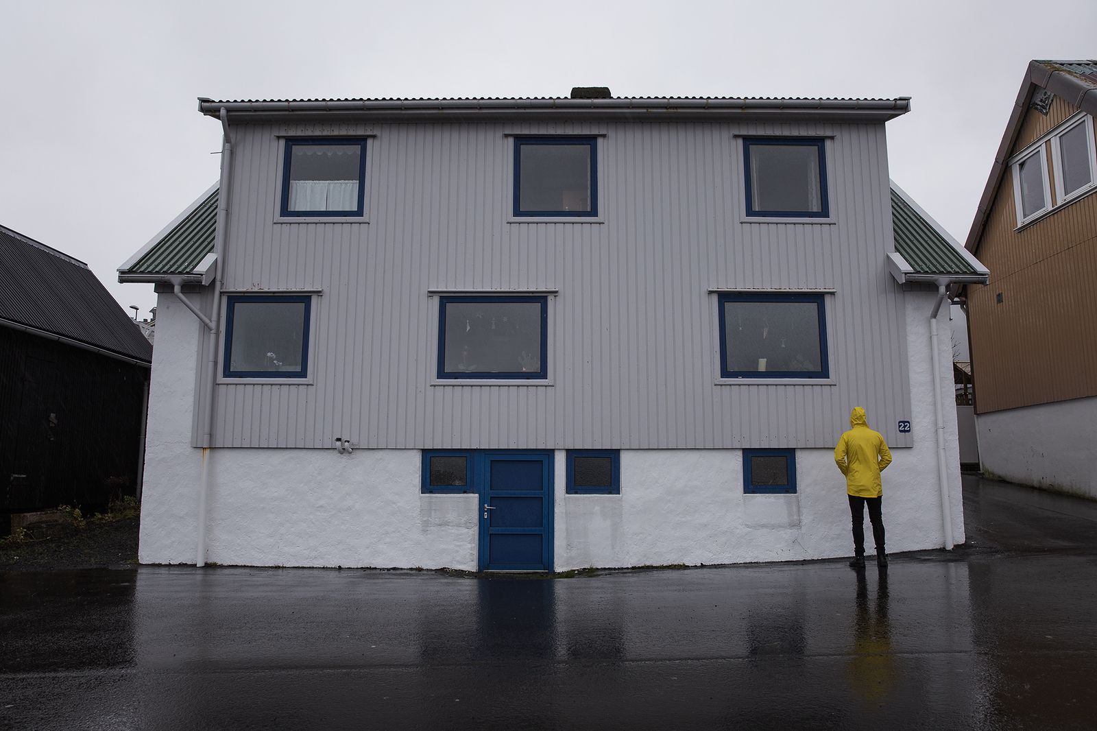 © Eija Mäkivuoti - The Unbearable Lightness of Giving a F**k – A Thousand Faroe Islands: The Yellow Raincoat (Fróði 1), 2017