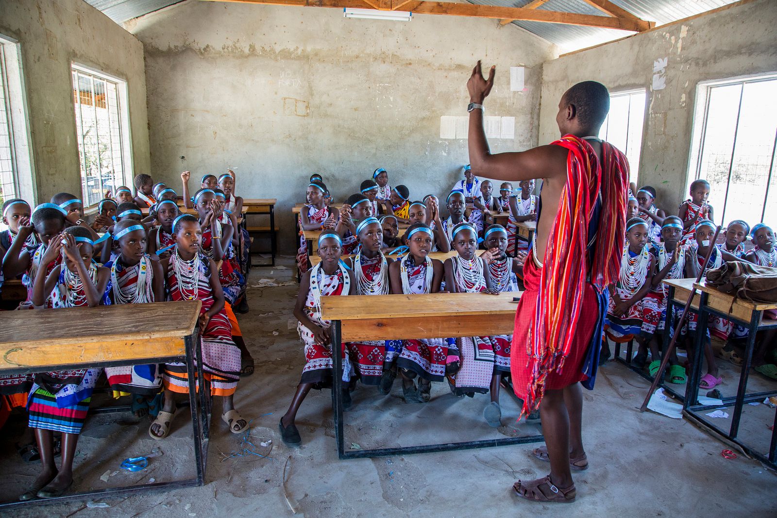 © Anja Ligtenberg - Image from the Pongezi, Girl to woman without a knife photography project