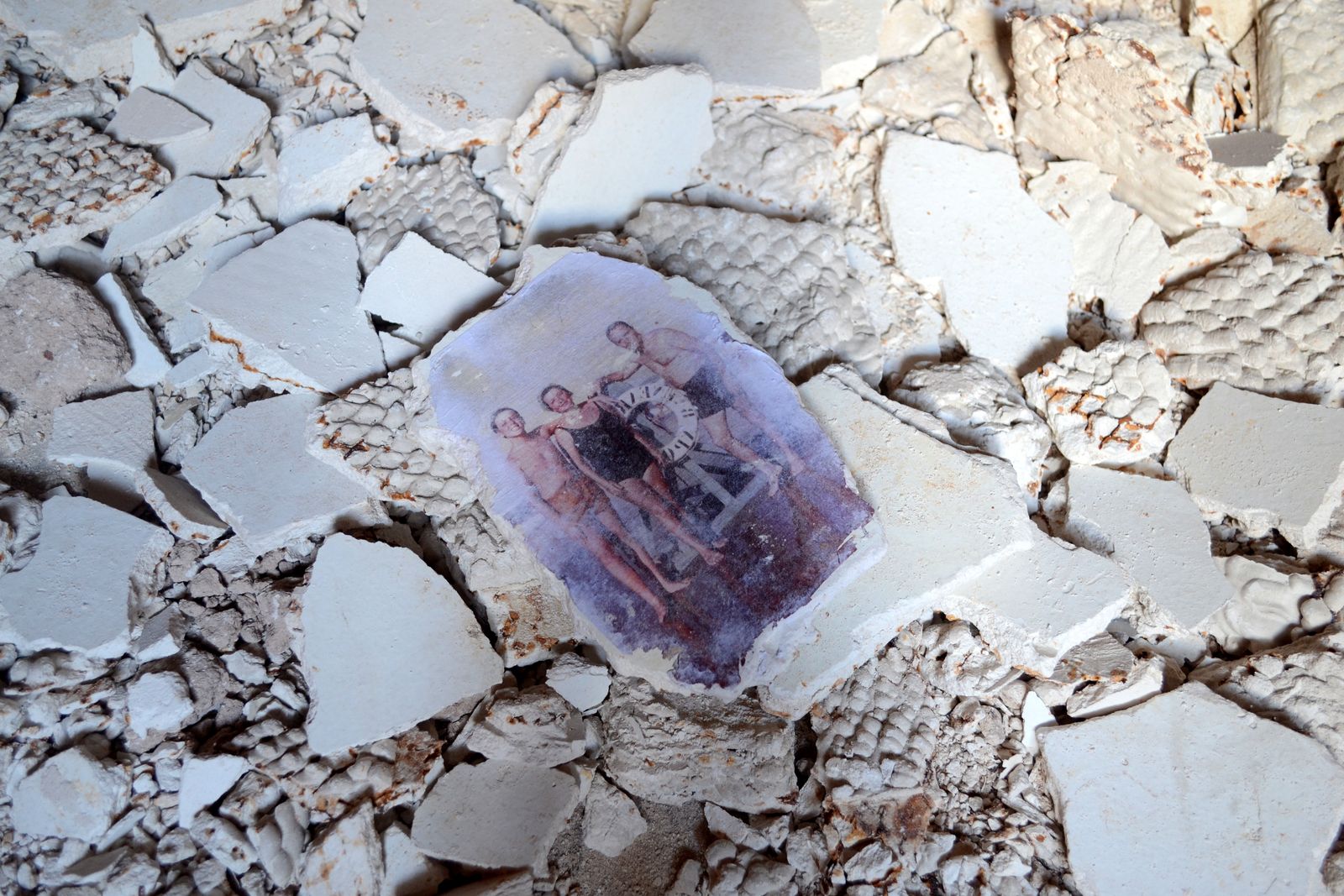 © Yasmin Natalia Pesce - Image from the Unfinished House photography project