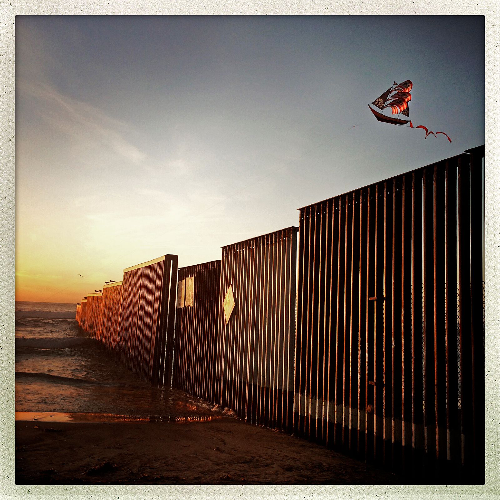 © Francisco Mata - Image from the La línea "B" photography project