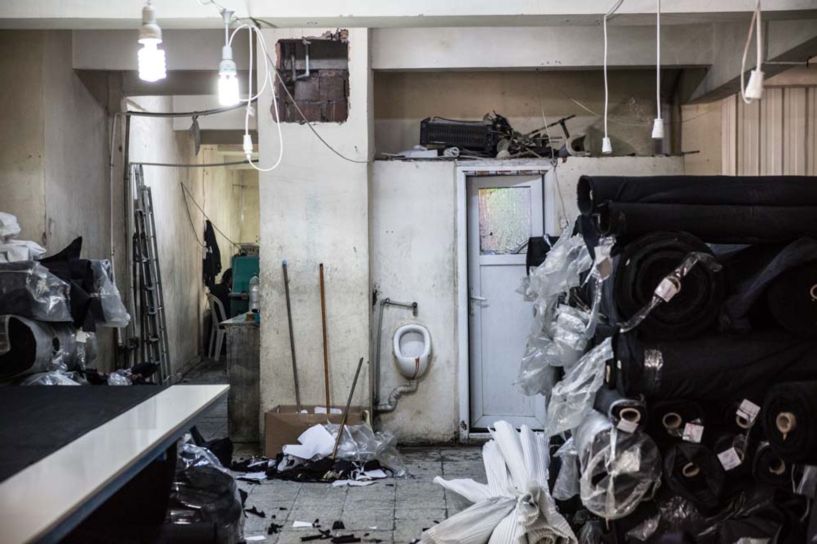 © Valerio Muscella - The toilette of a sweatshop. Gaziantep, Turkey. May 2016.