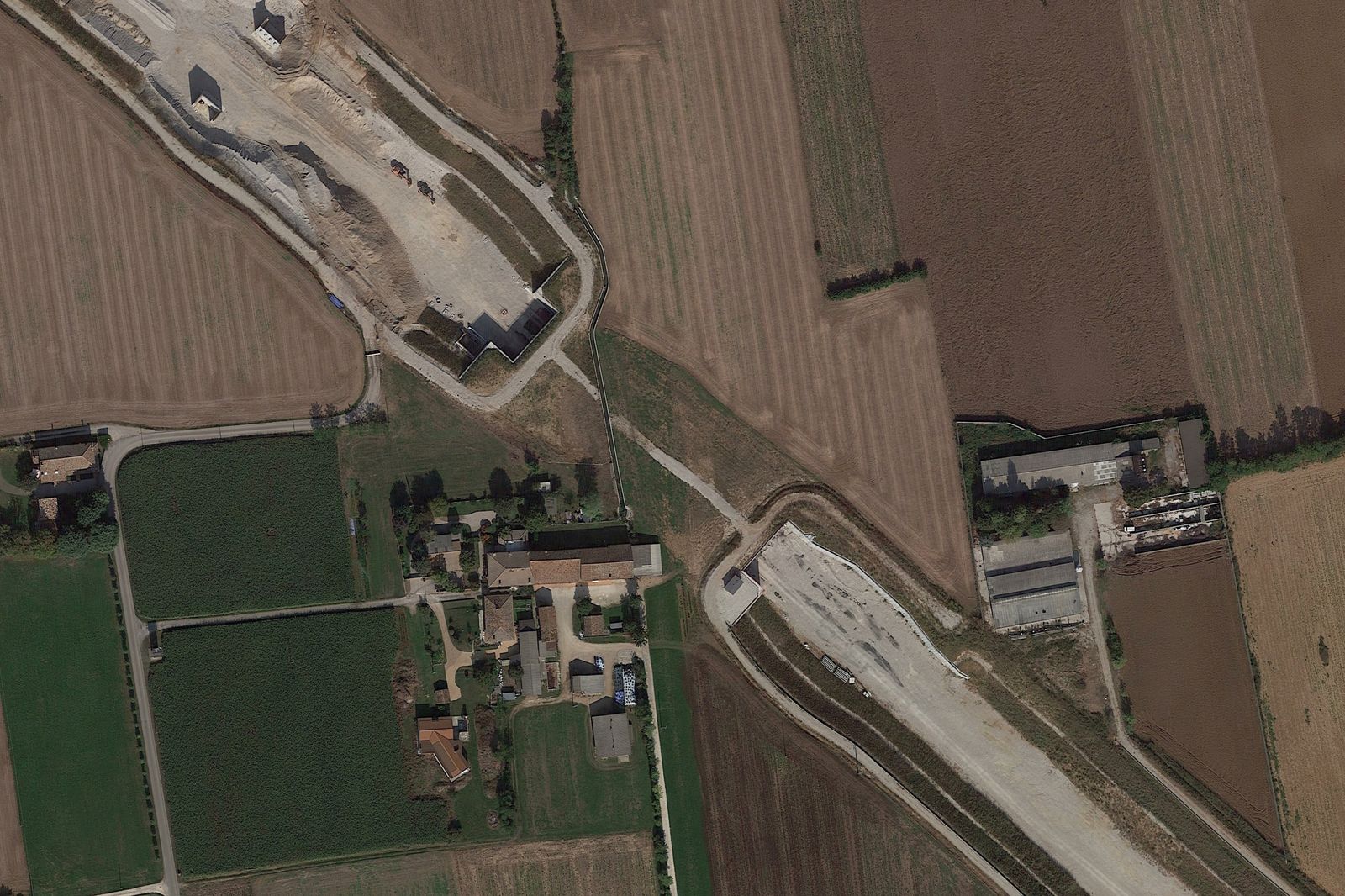 © Matteo De Mayda - Satellite Picture of the Superstrada Pedemontana Veneta in Altivole (TV). Image by DeFrost Studio.
