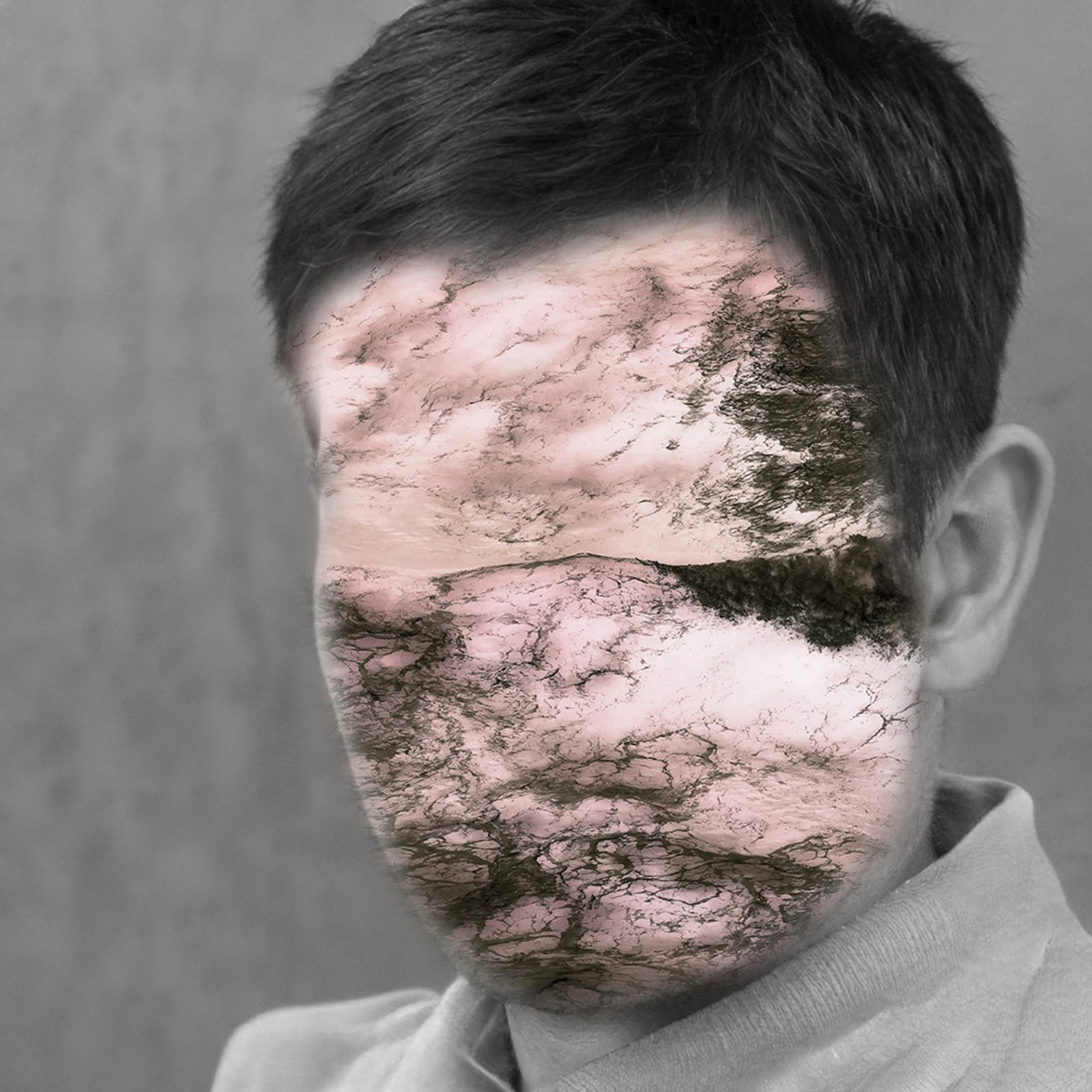 © Yiannis Trifonopoulos - Image from the Autotoxemia photography project