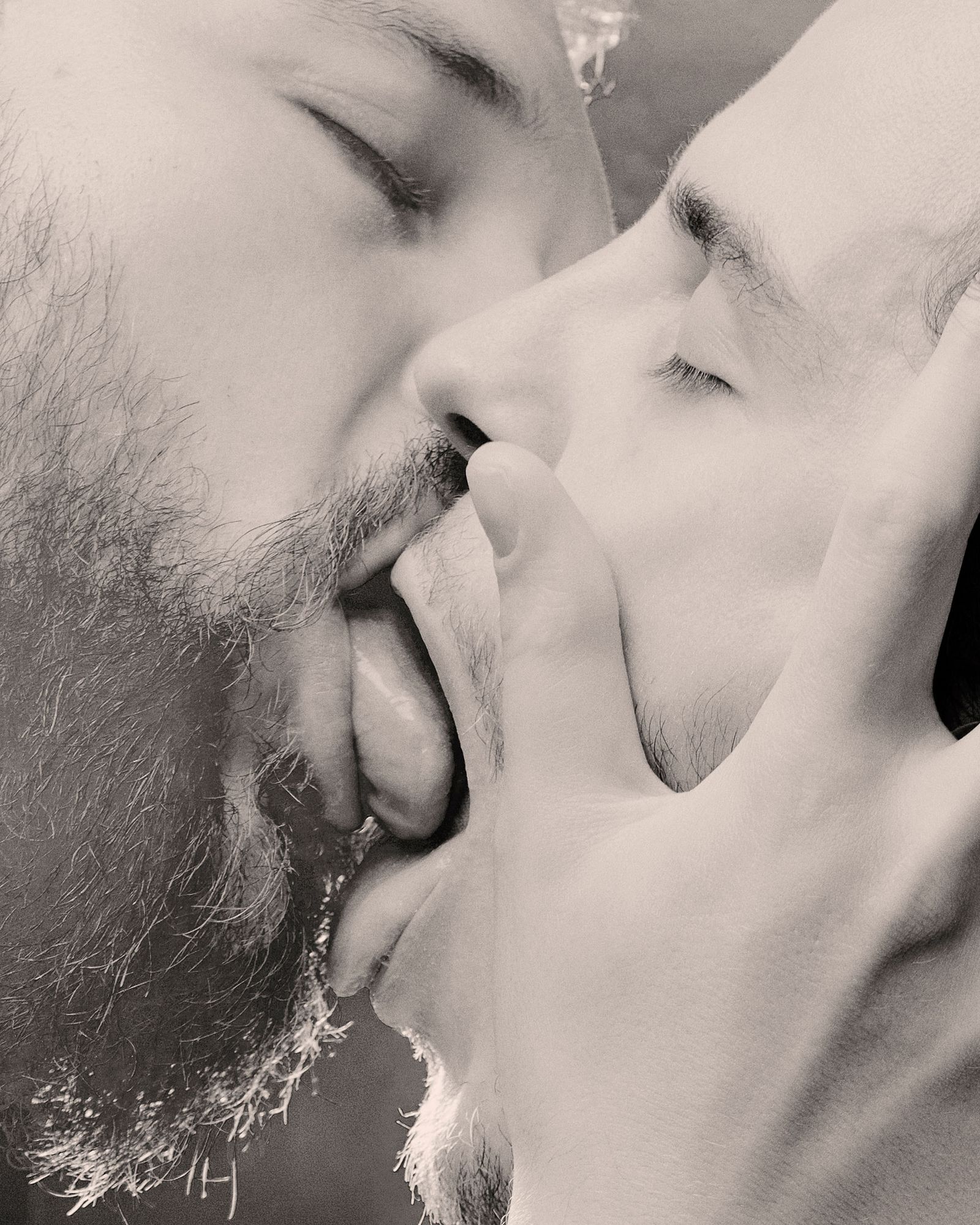 © Matthieu Croizier - Image from the That moment when you can see the crack in the world photography project