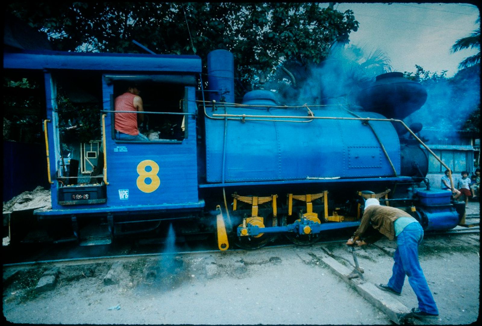© Hartmut Schwarzbach - Image from the The Steam Trains of Hawaiian Philippine Sugar Company  photography project