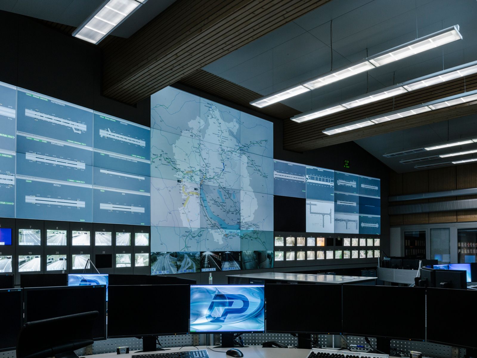 © Salvatore Vitale - Control room at the operation center for monitoring the Swiss highway in Zürich.