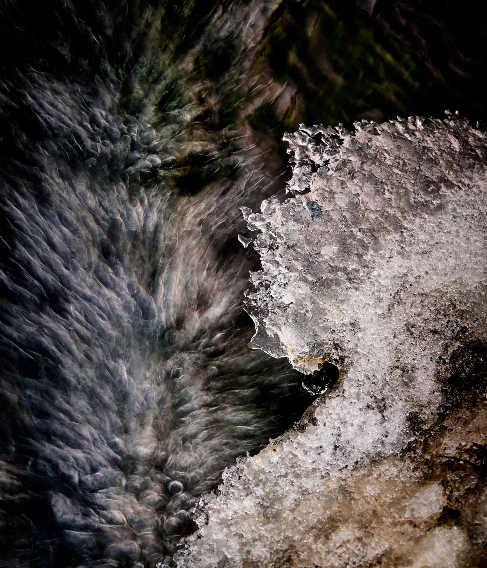 © joi@gugguson.com Gudbjargarson - Image from the Glacialis photography project