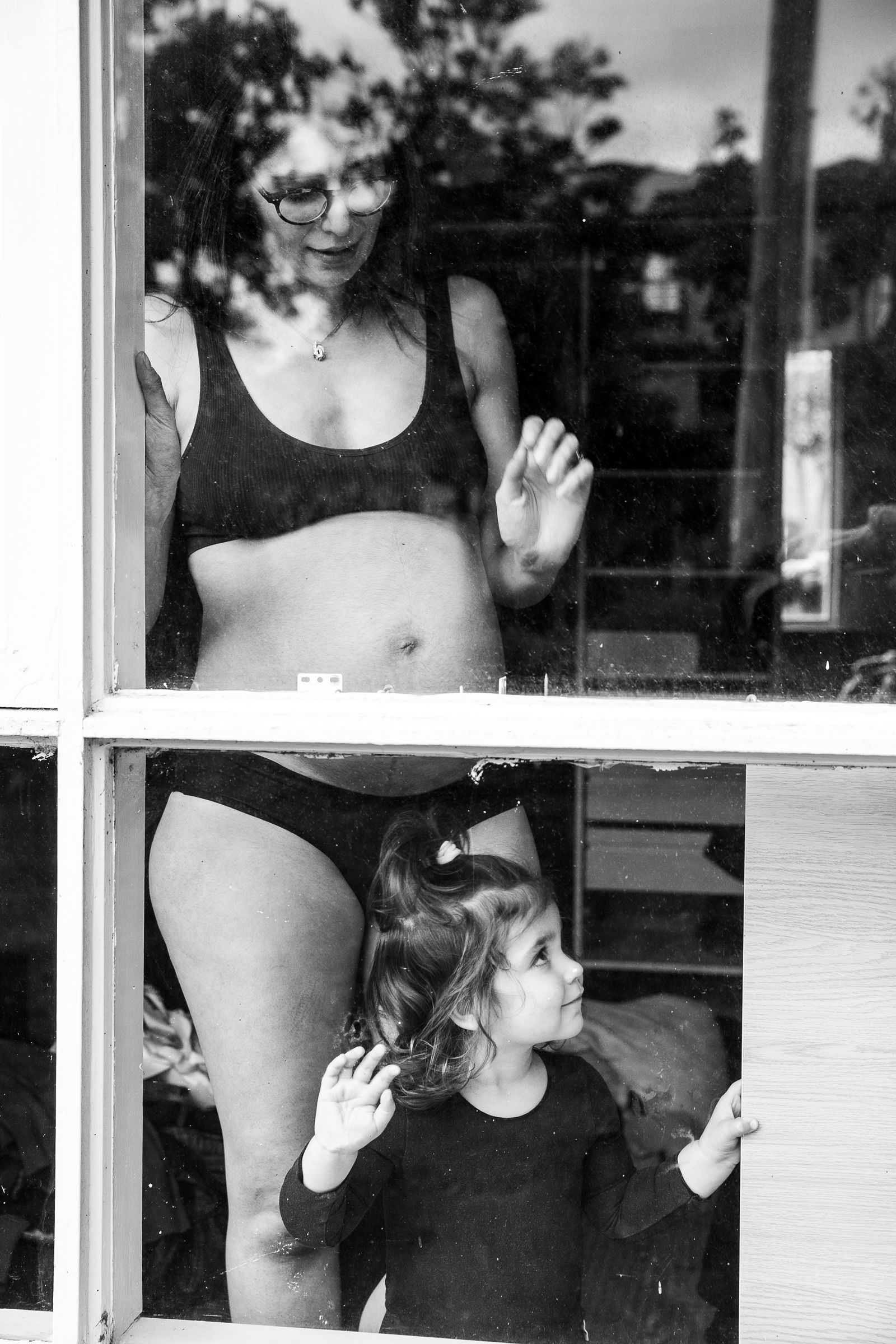 © Chrystal Heffernan - Image from the Framed behind closed doors photography project