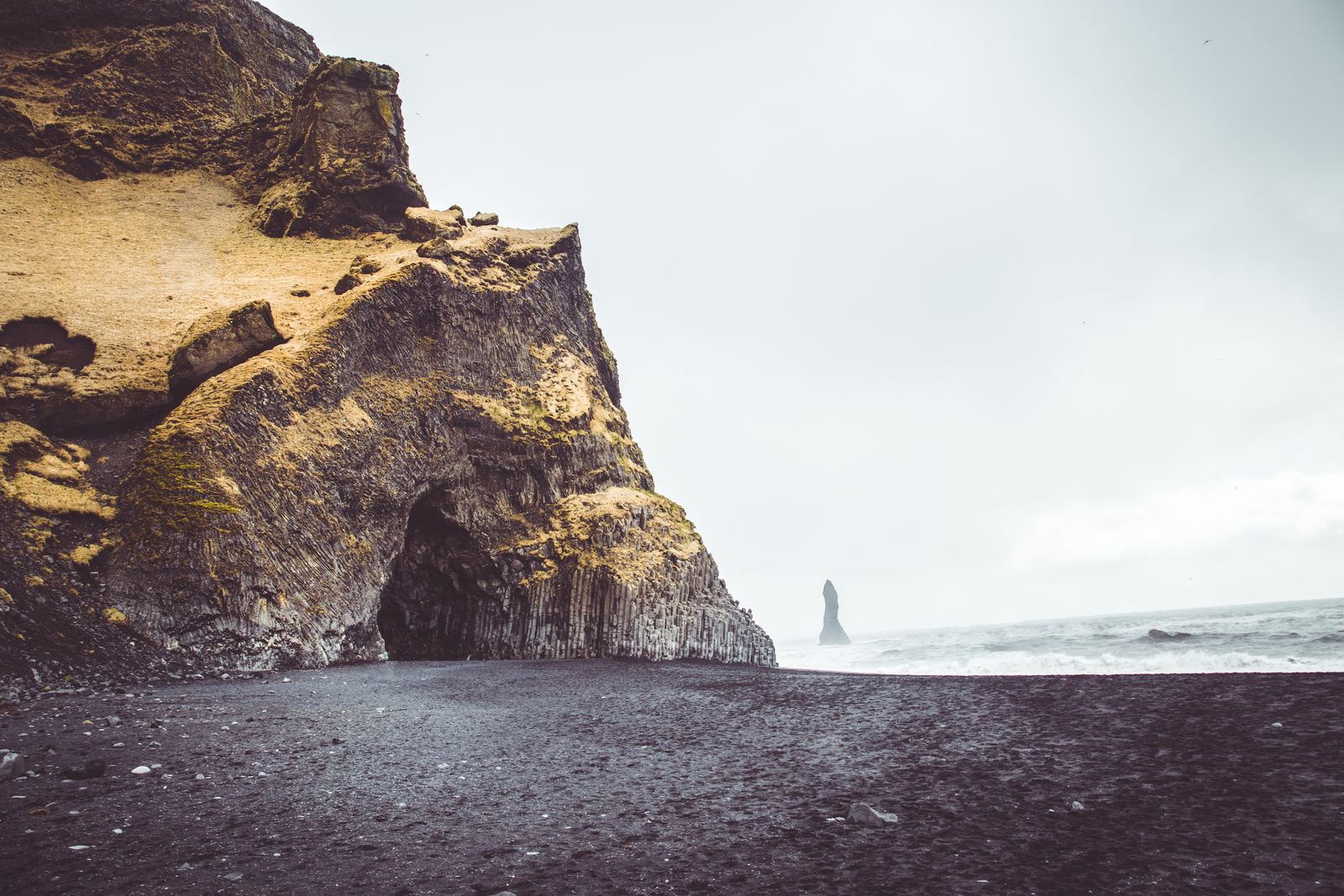 © Claudia Cuomo - Image from the The Ring - 2451 km of Iceland photography project