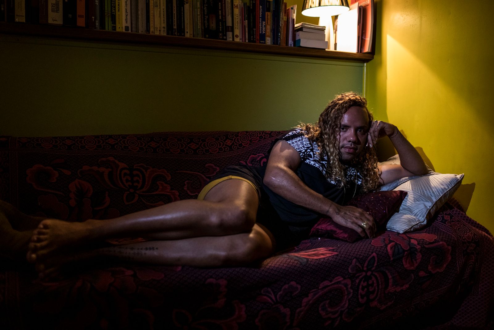 © Sebastien Lebegue - Image from the Transgender idendity in the Pacific area. photography project