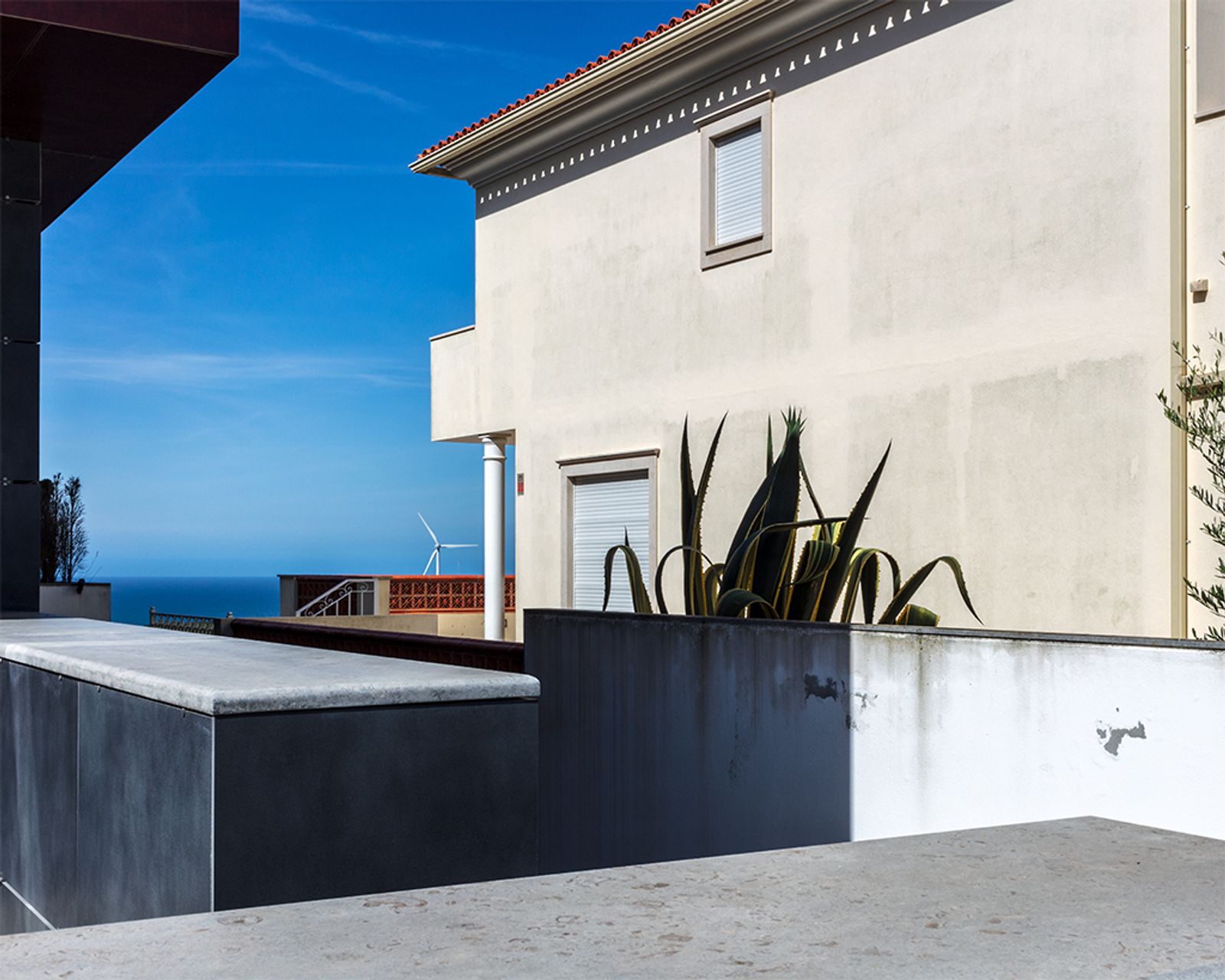 © Bryan Steiff - Vacation Houses, Nazaré, Portugal, 2019