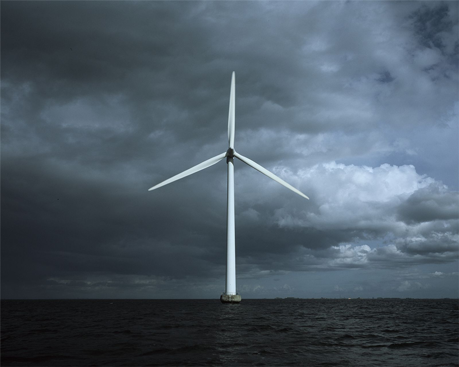 © Bryan Steiff - Middlegrunden Wind Farm, Øresund, Copenhagen, Denmark, 2014