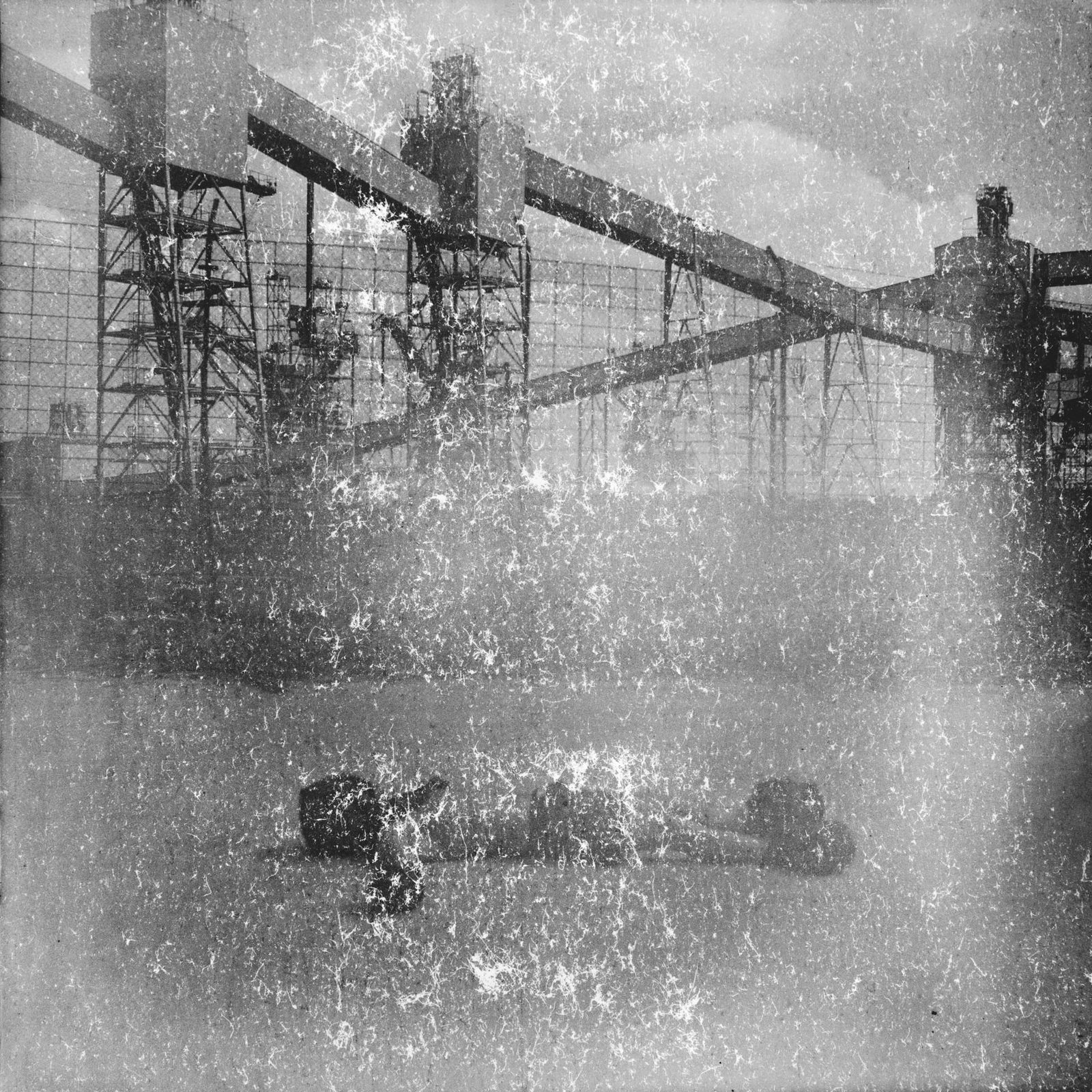 © Eleonora Signorini - Image from the Broken Into Traces photography project
