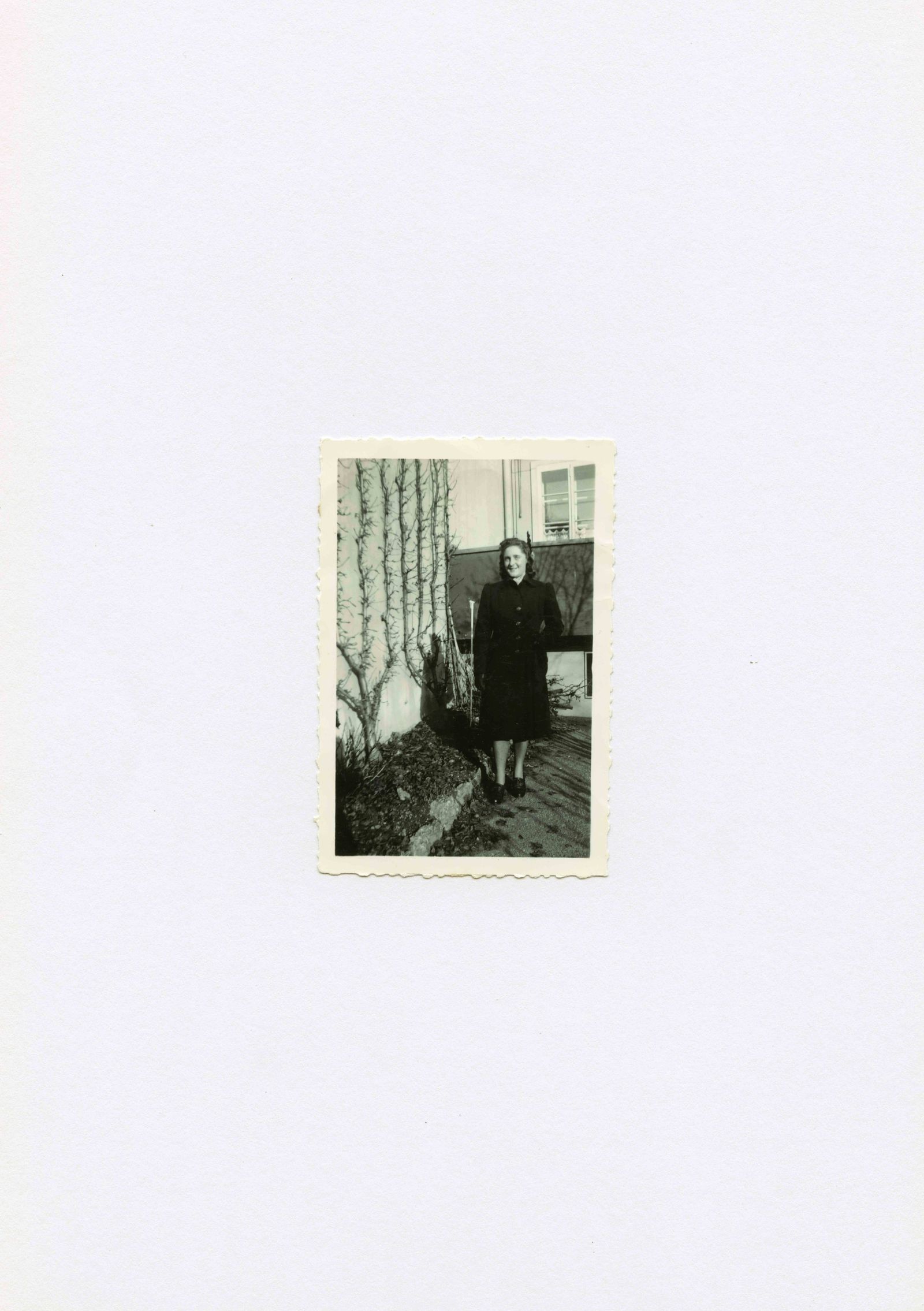 © Vanessa Lucrezia Francia - Image from the Le Jardin d'Iréne photography project