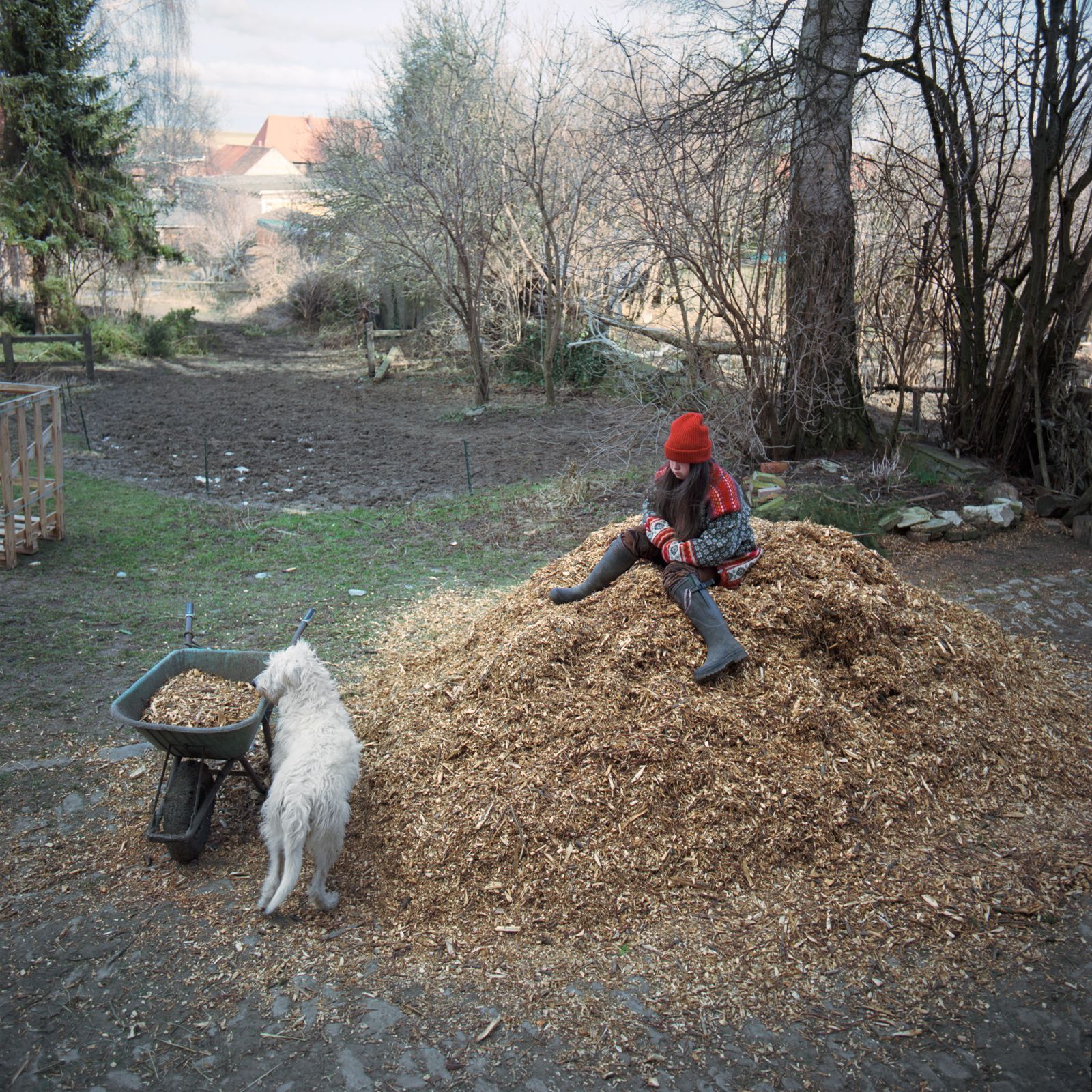 © Snezhana von Büdingen-Dyba - Sofie at work on her family's farm