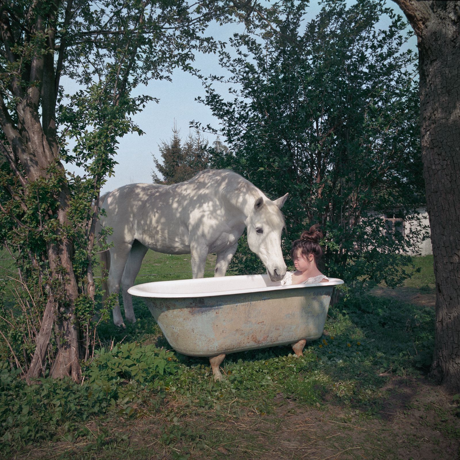 © Snezhana von Büdingen-Dyba - Sofie with her white horse