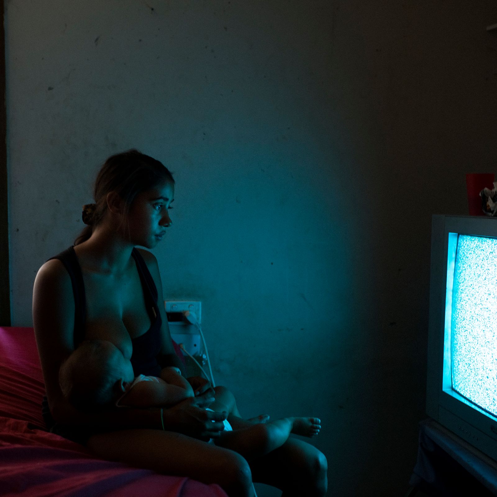 © Raphaela Rosella - Image from the You'll know it when you feel it photography project