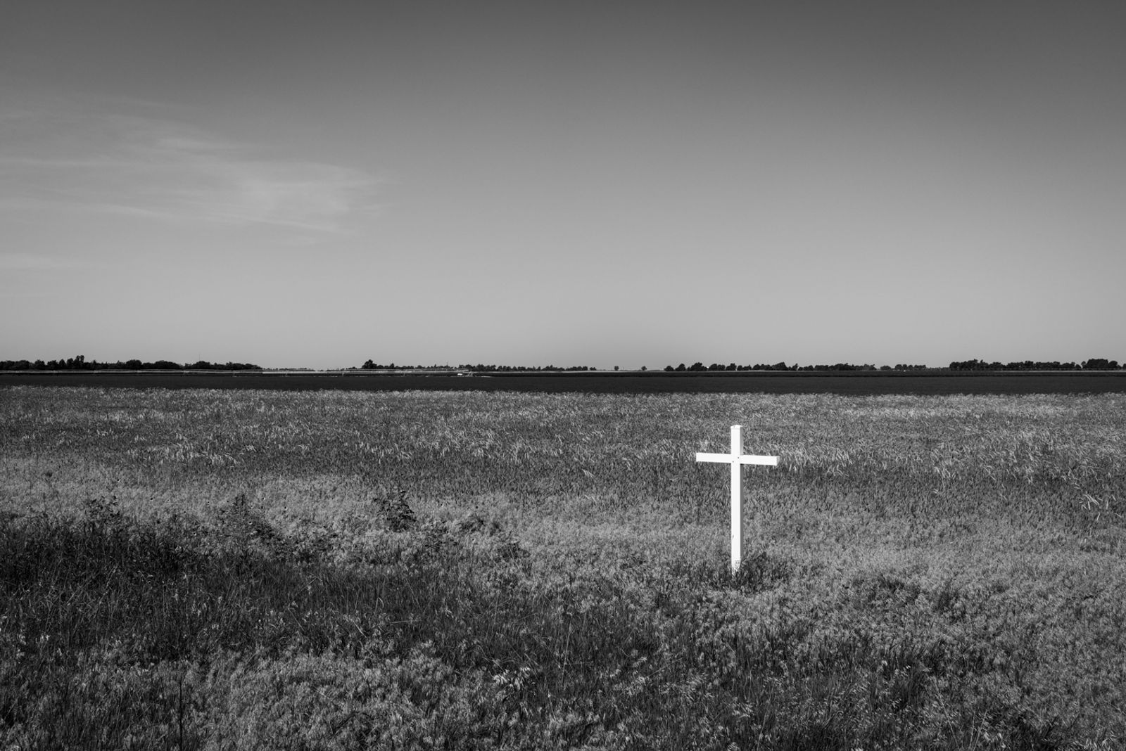 © Richard Sharum - Roadside Cross. Outside of Belpre, Kansas. 06.18.2021