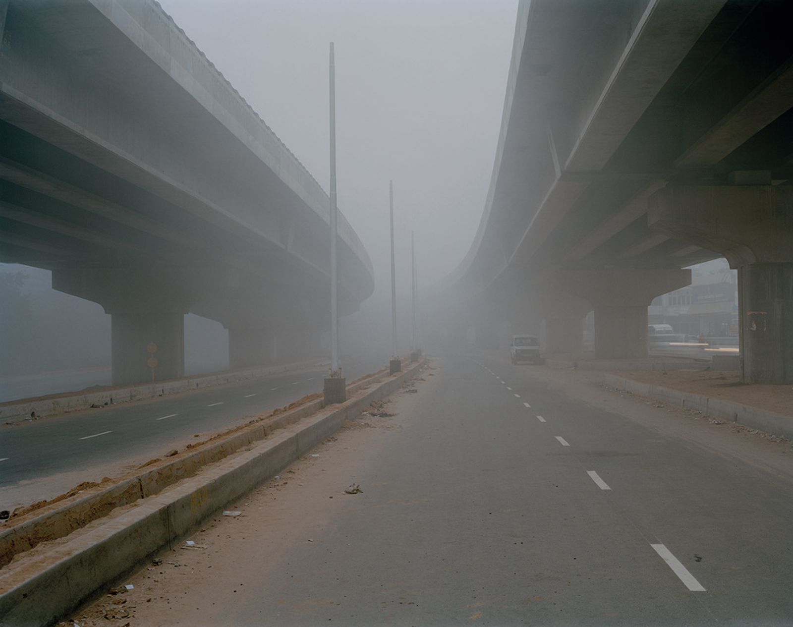 © Bharat Sikka - Highway, New Deli-Gurgaon 2005