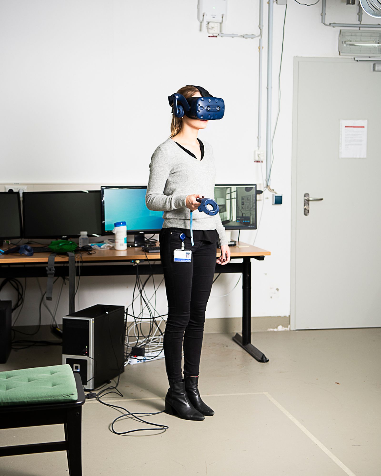 © Johannes Schriek - Tester for a VR- therapy