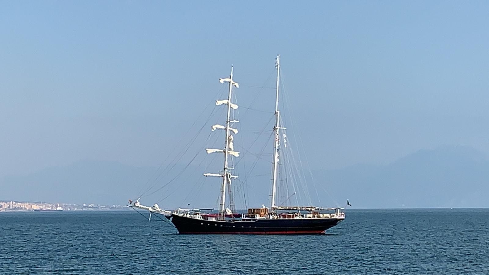 © Shir Beck - Image from the Eilat sea sun photography project