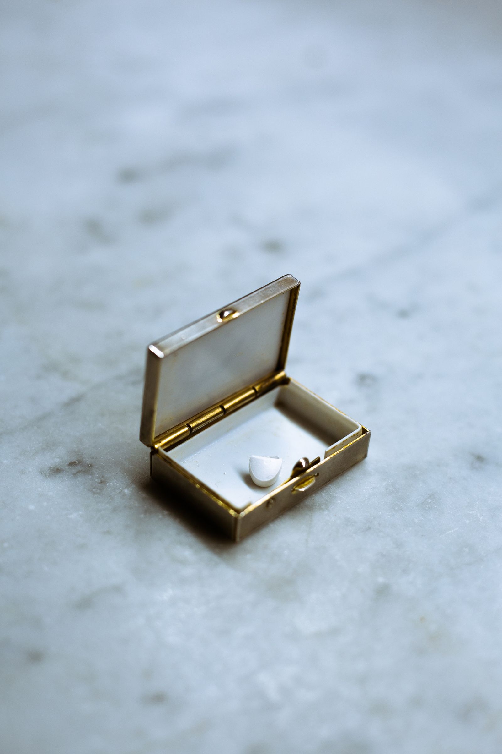© Catalina Torres - Image from the Those things that prick my chest photography project