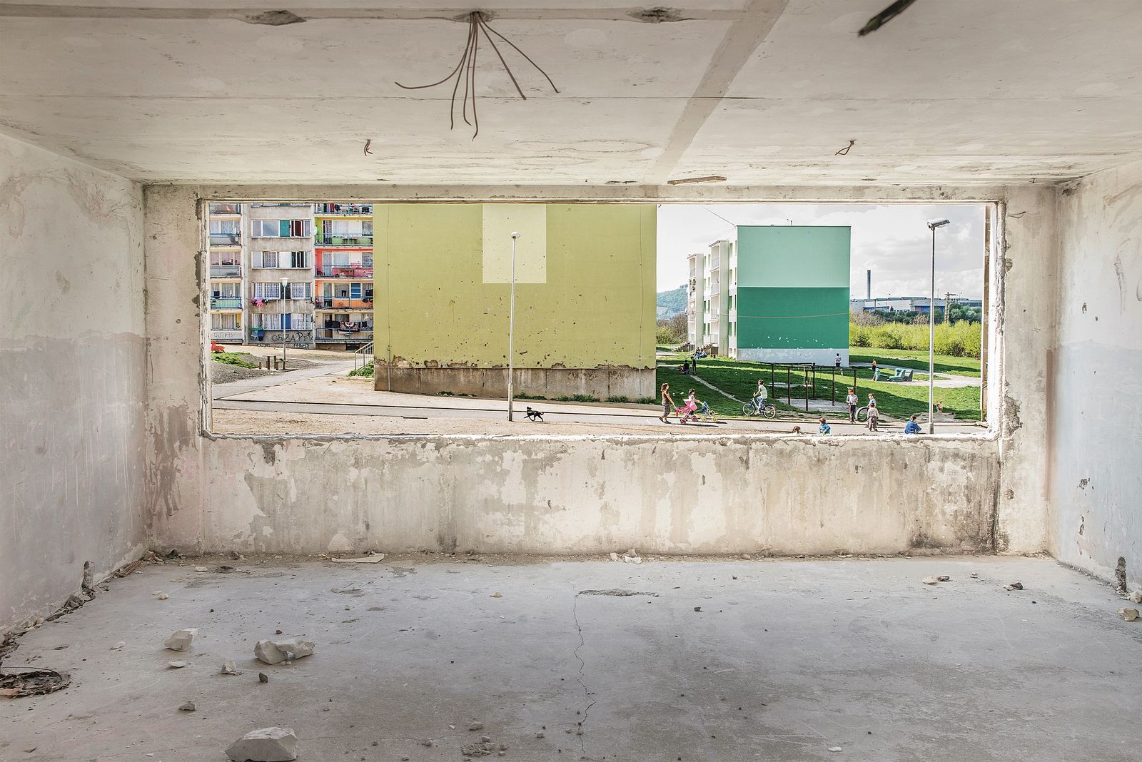 © Jana Plavec - A street view from an abandoned block of flats, nowadays torned down by bulldozers.