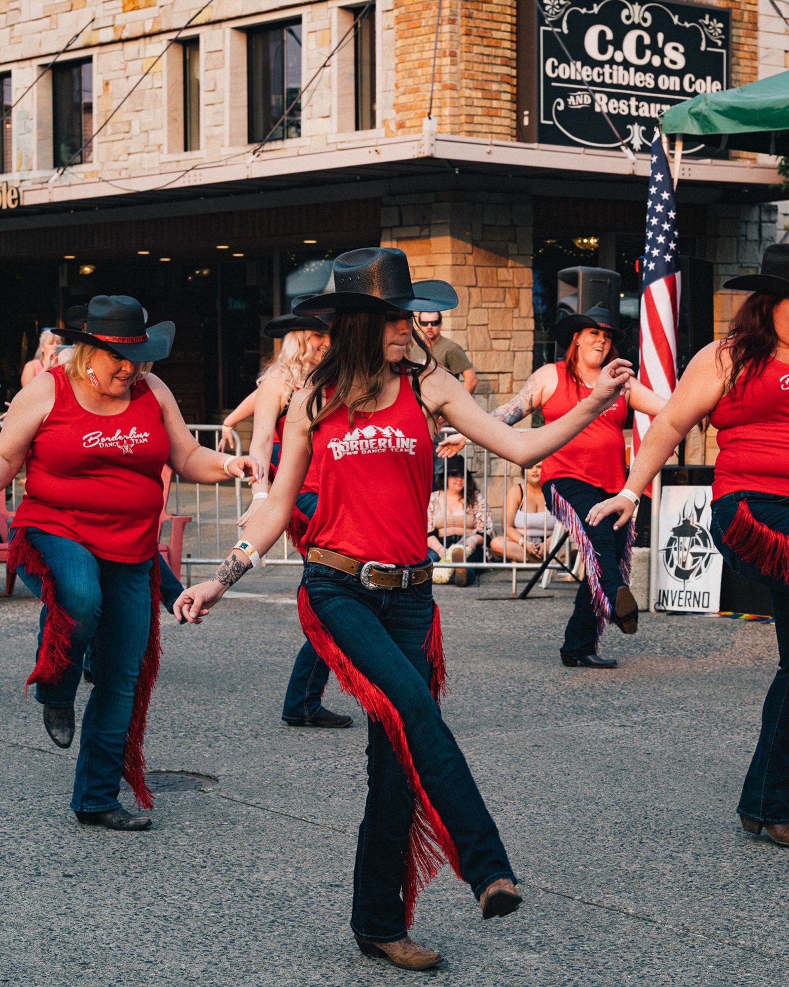 © Alana Celii - The Borderline PNW Country Dance Team performing at the 2021 Enumclaw Cowboy Crawl.