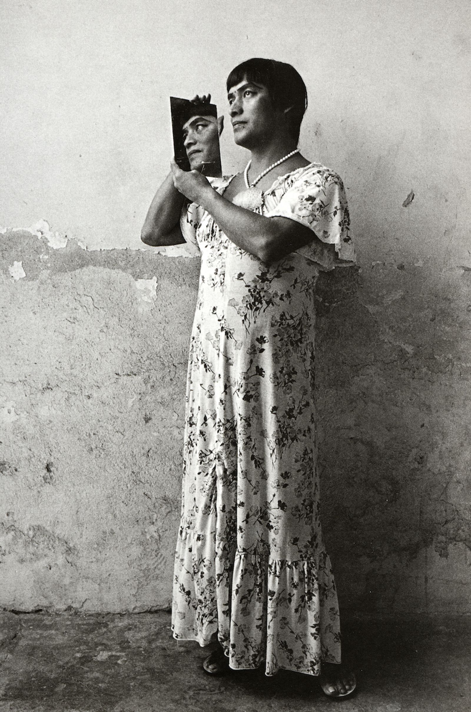 Graciela Iturbide, Magnolia (1), Juchitán, Mexico, 1986, from the series Juchitán, 1979–1988© Graciela Iturbide