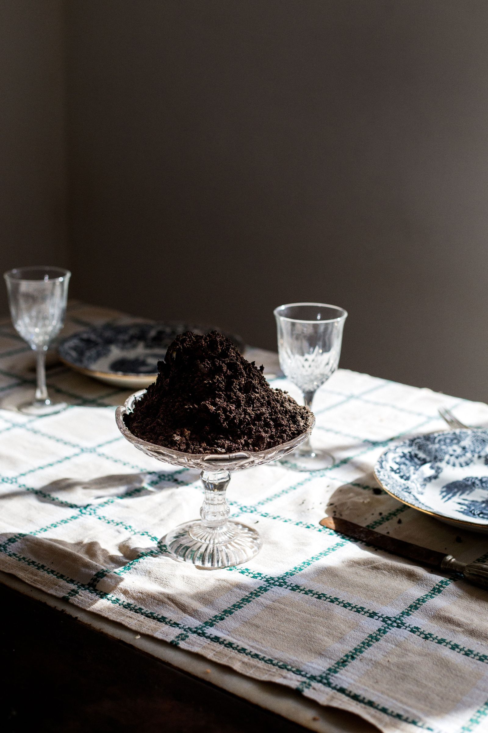 © Ana Nuñez Rodriguez - Eating soil